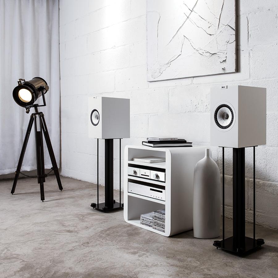 KEF q350