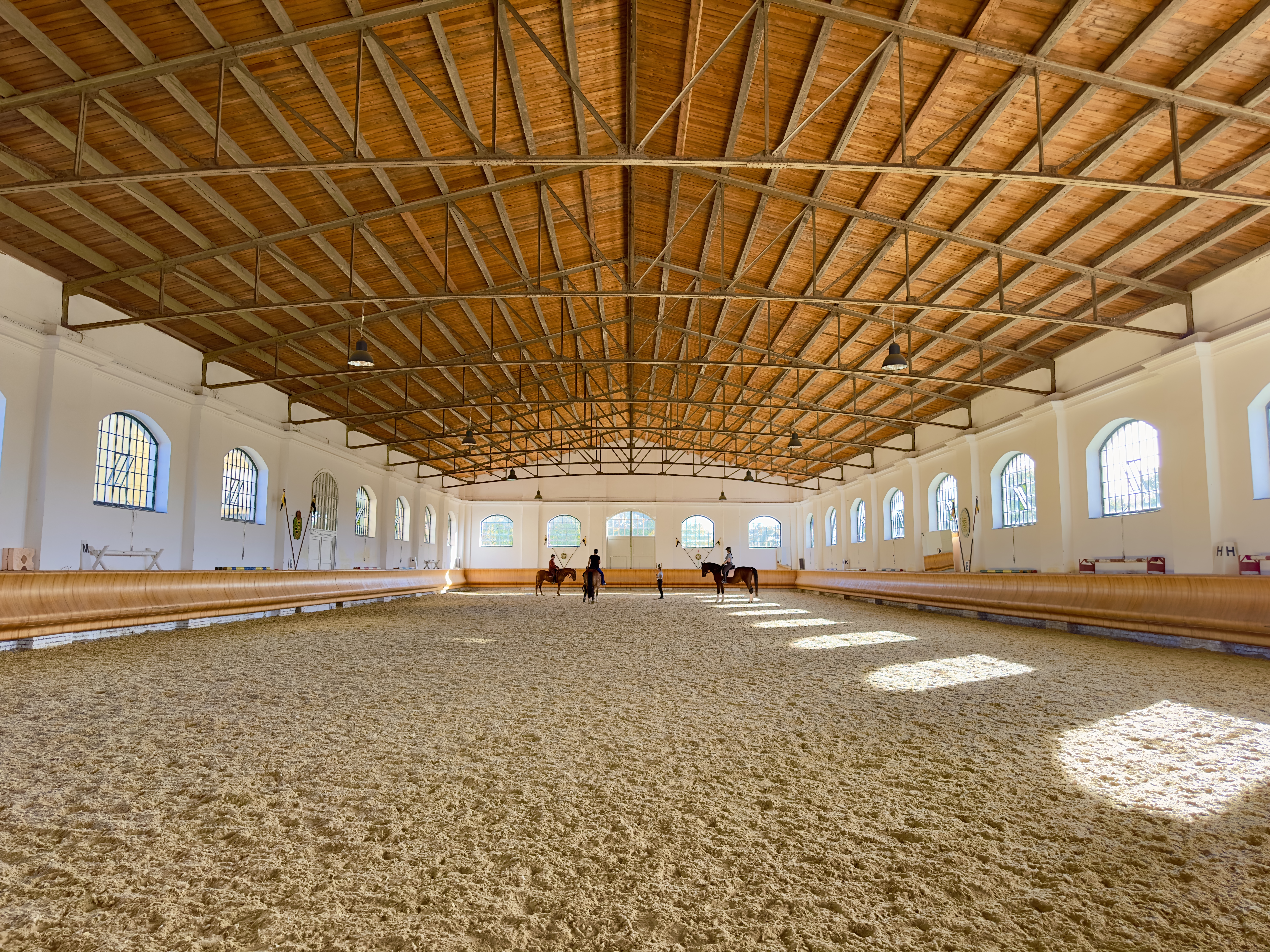 indoor riding arena