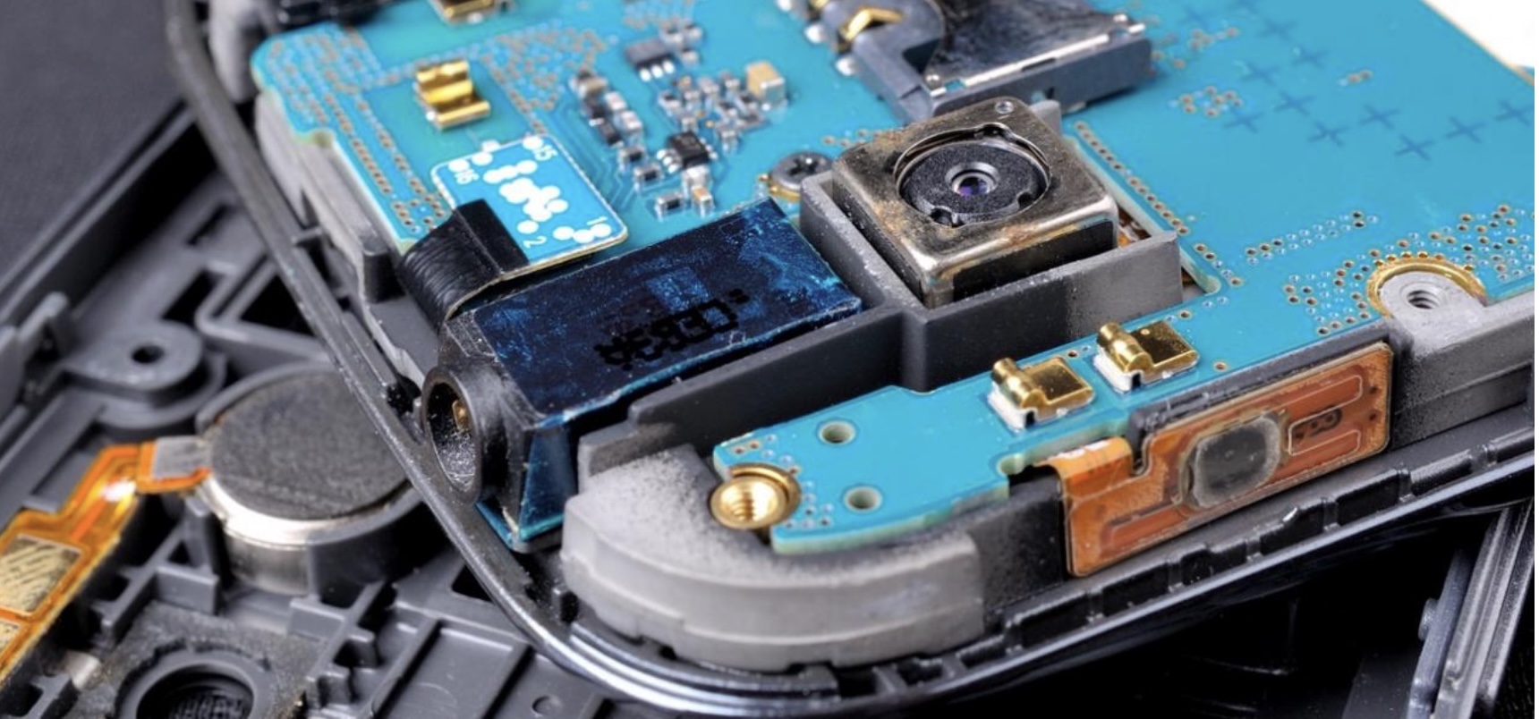 smartphone internal components