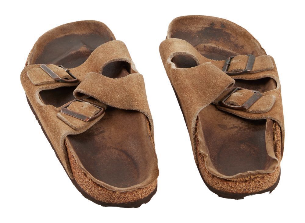 brown suede sandals pair