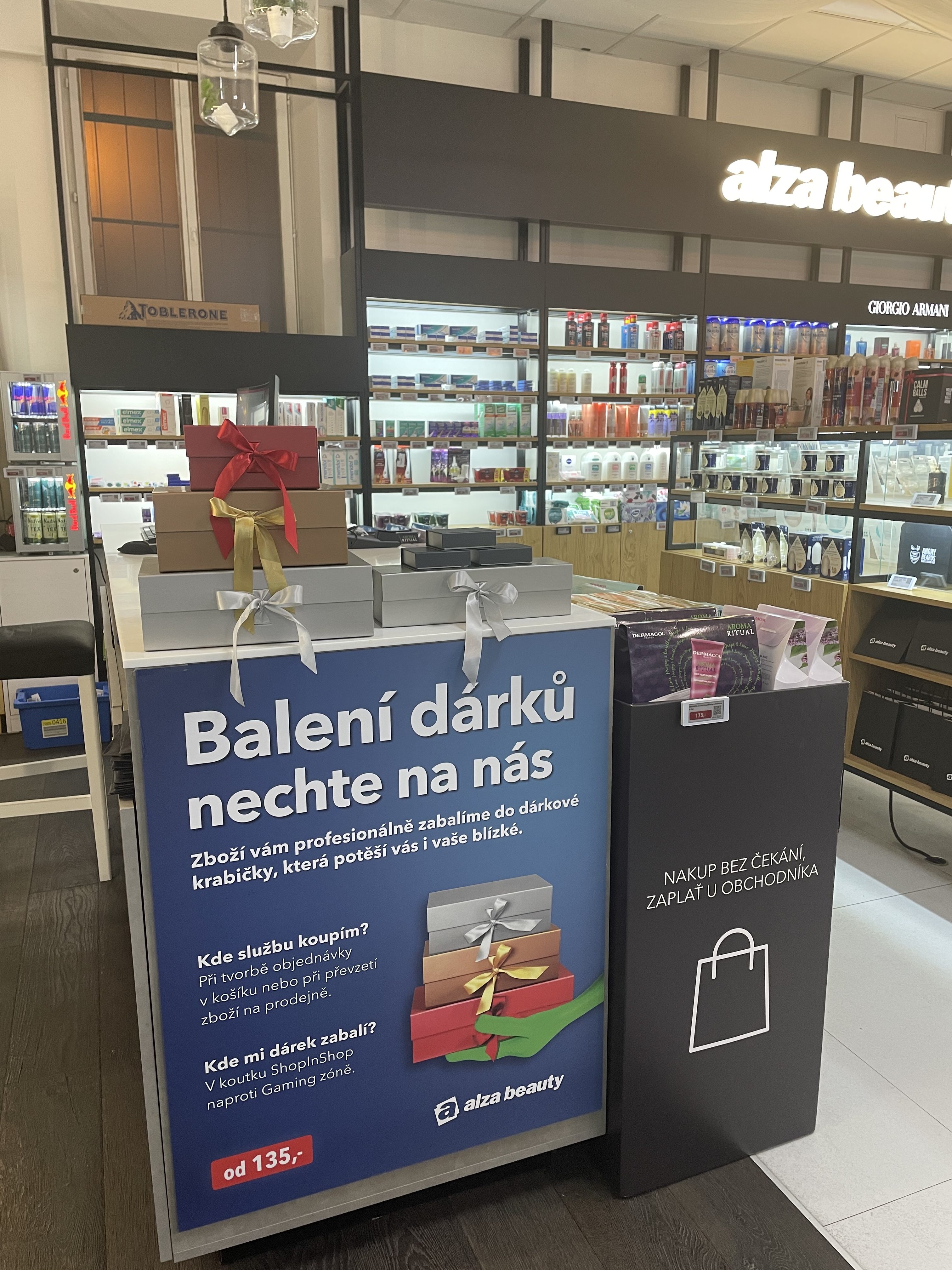 gift wrapping counter