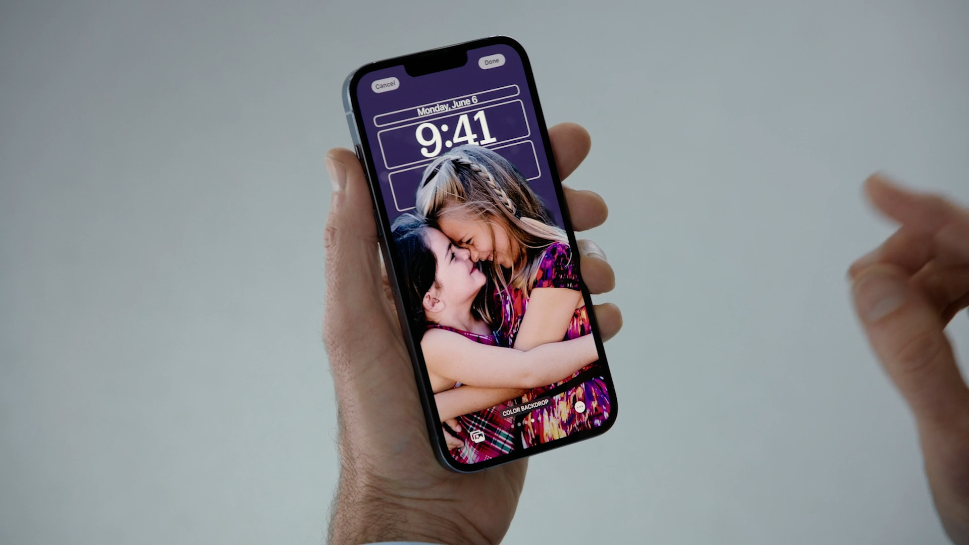 iphone lock screen hugging girls hand
