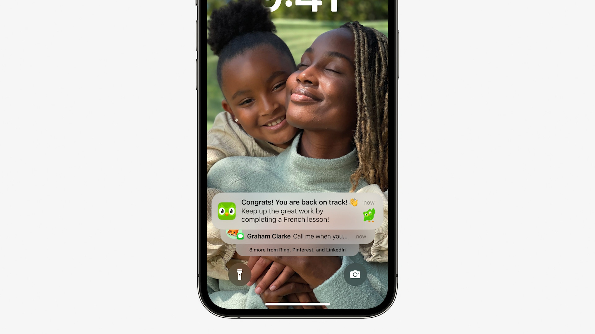smartphone lockscreen smiling children