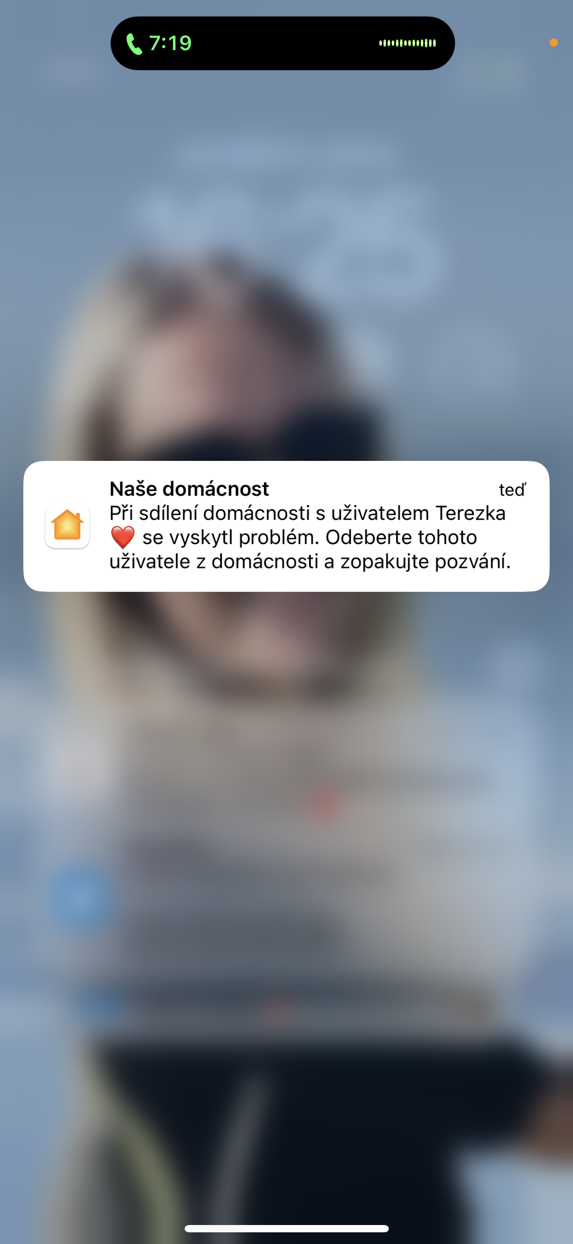 notification blurred background