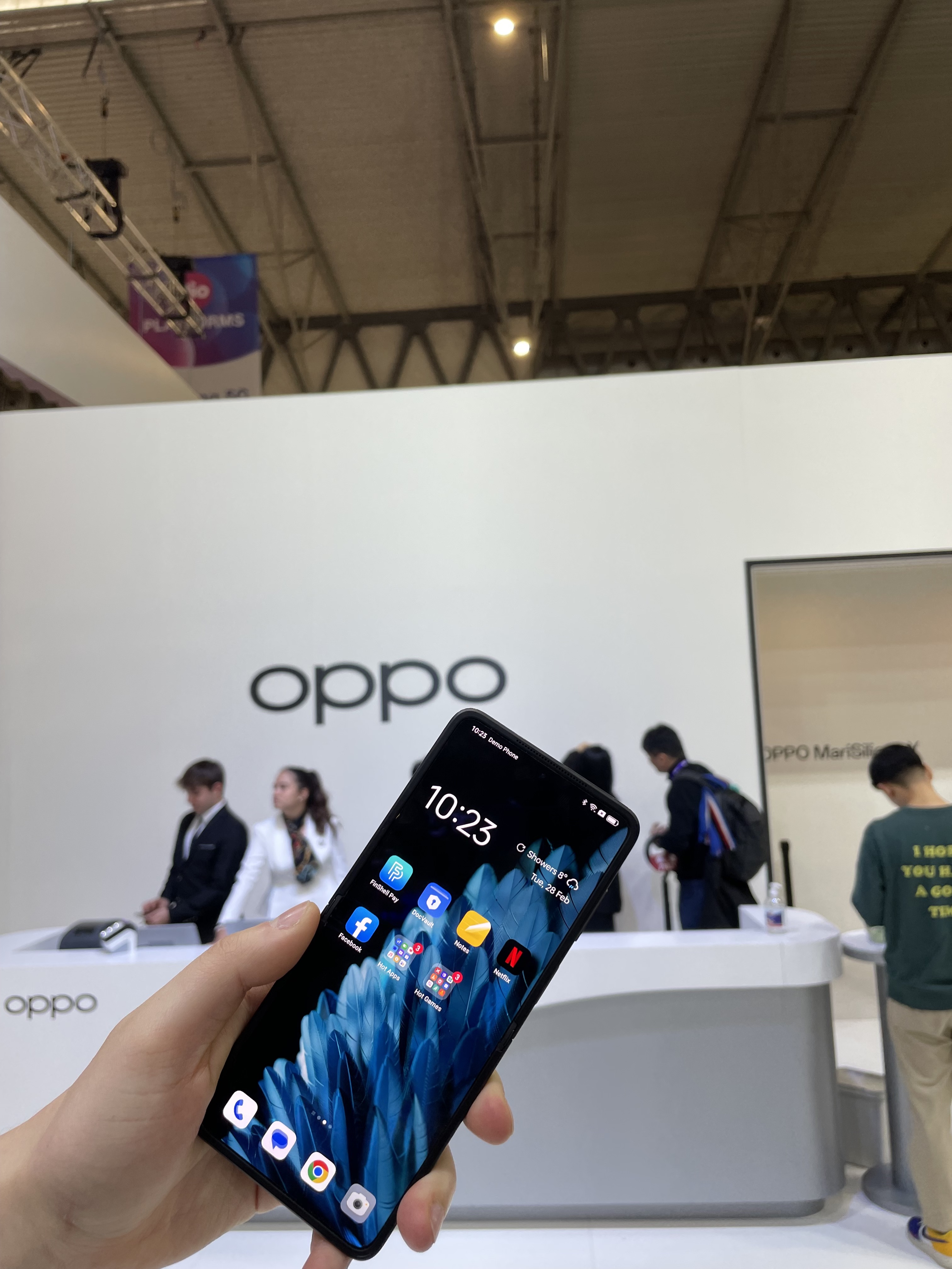 oppo smartphone display oppo smartphone display