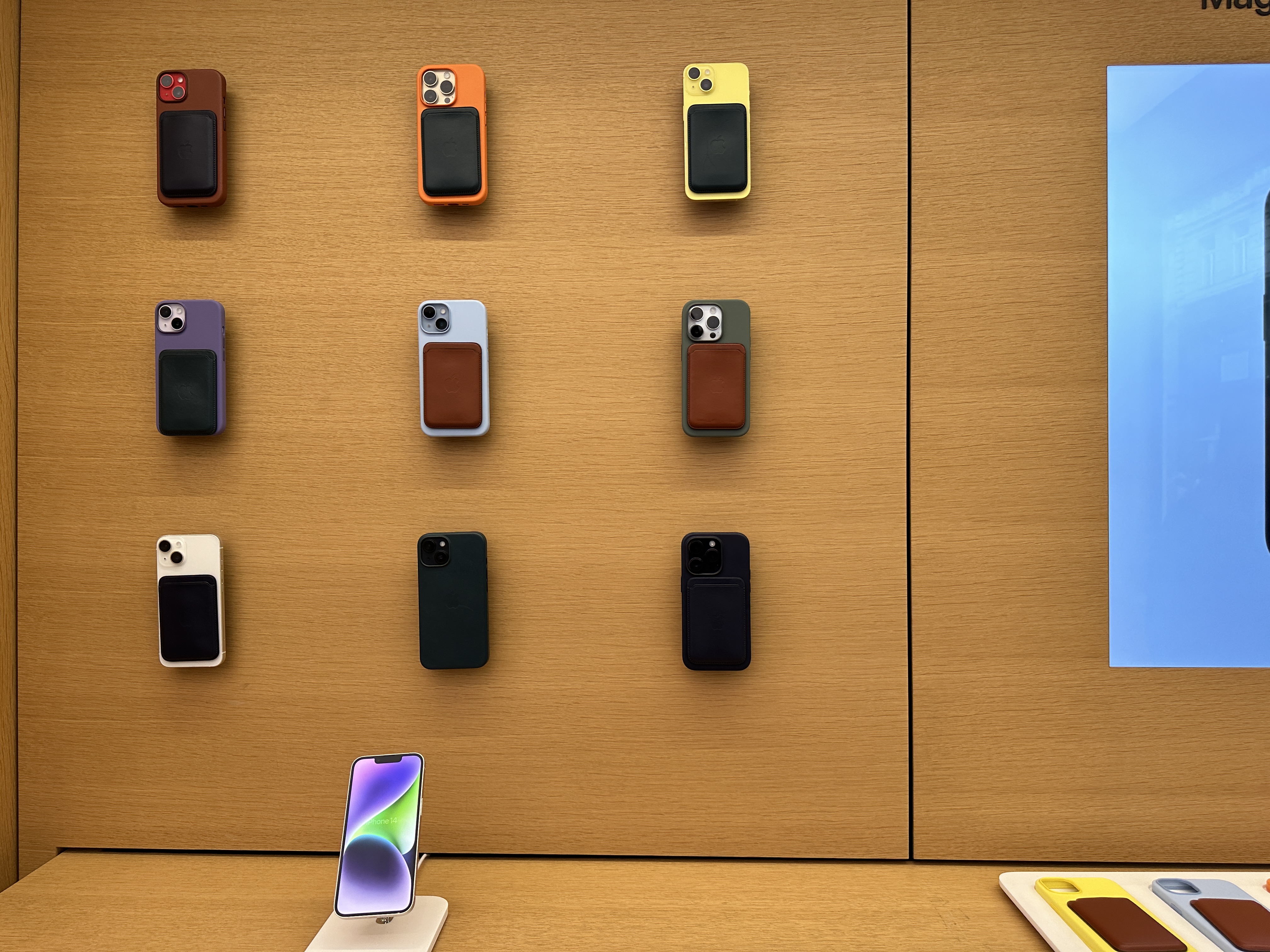 iphone cases display