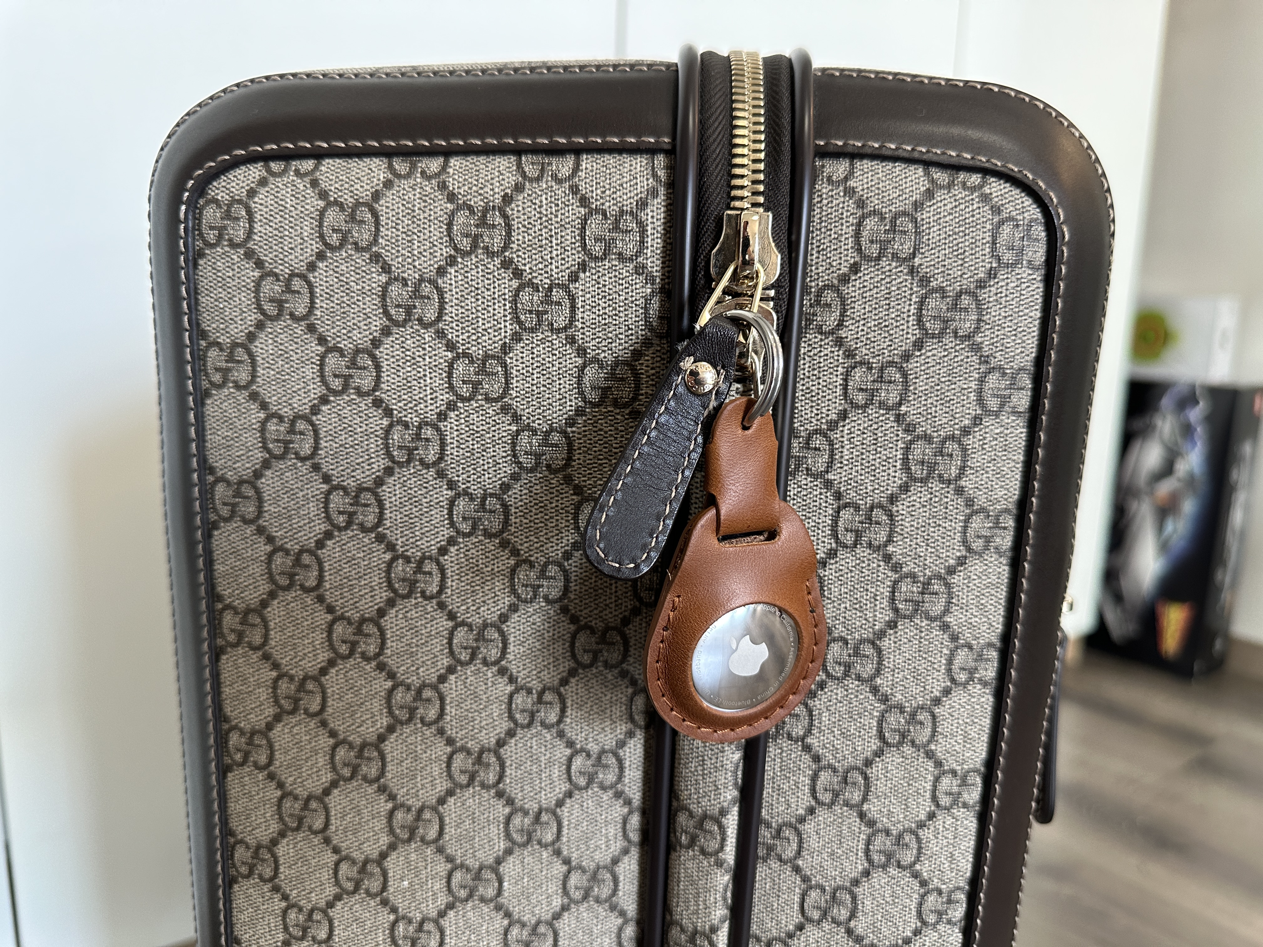 luggage closeup with tracker