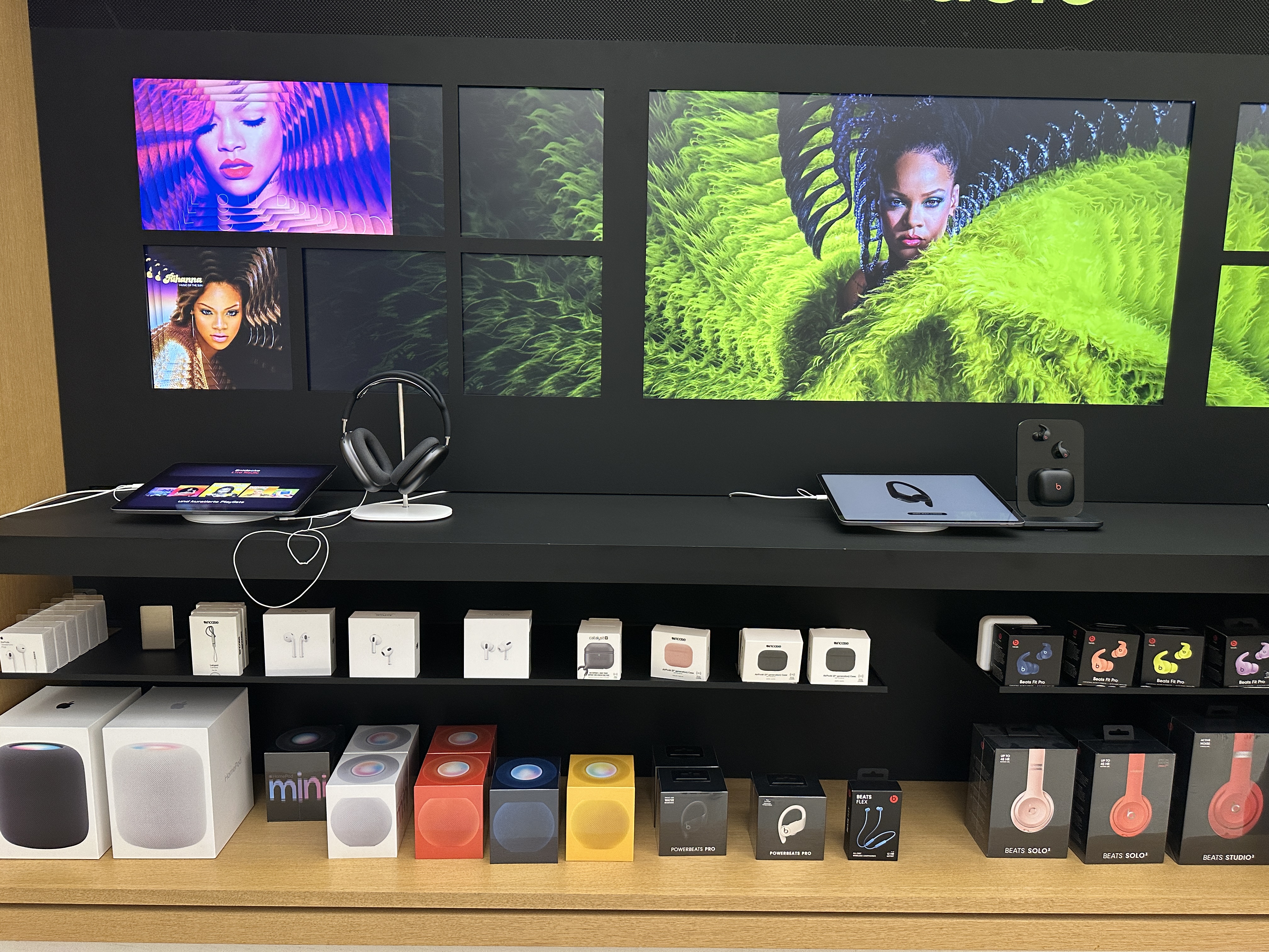 tech accessories display shelf