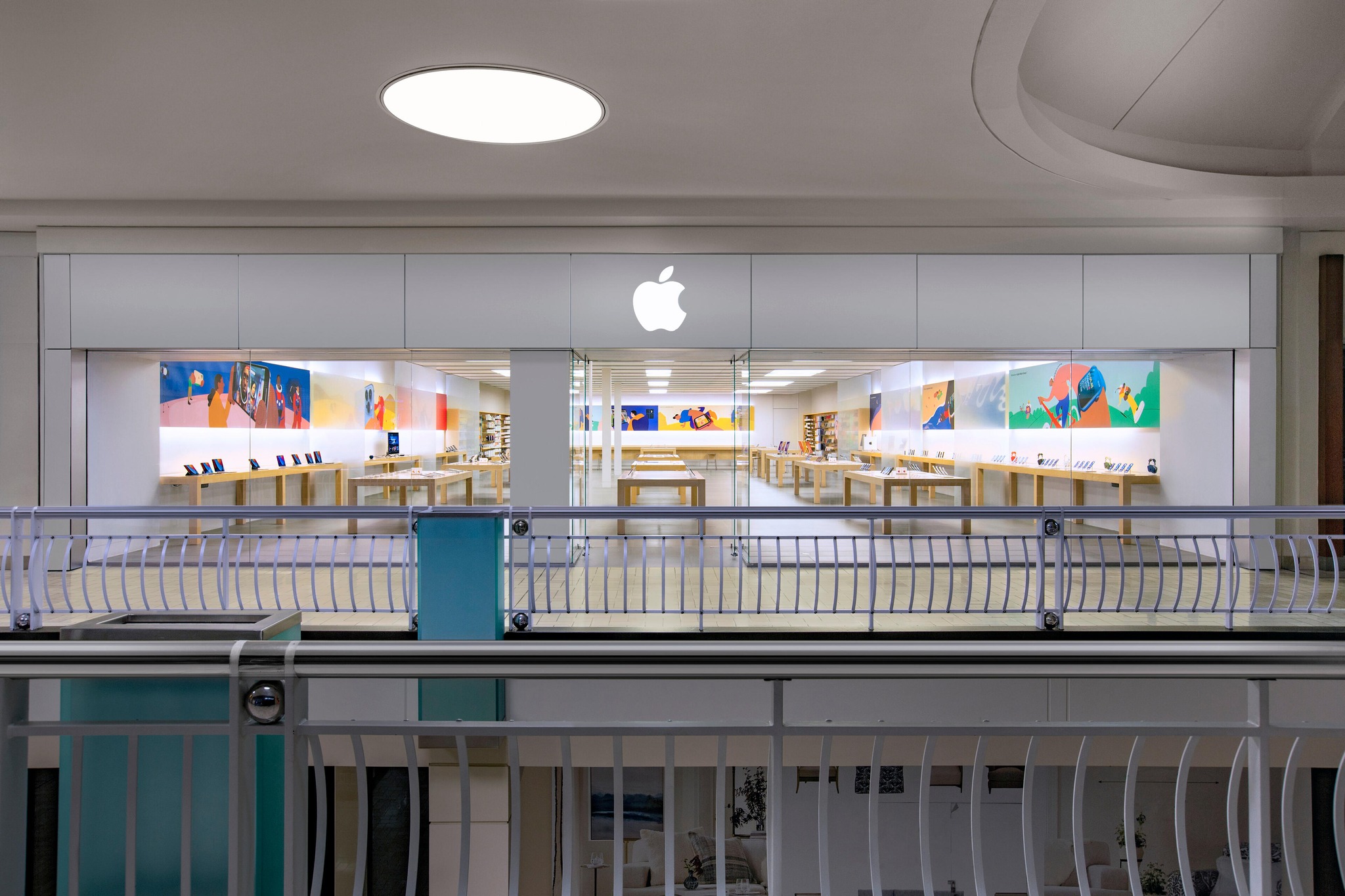 apple store exterior view