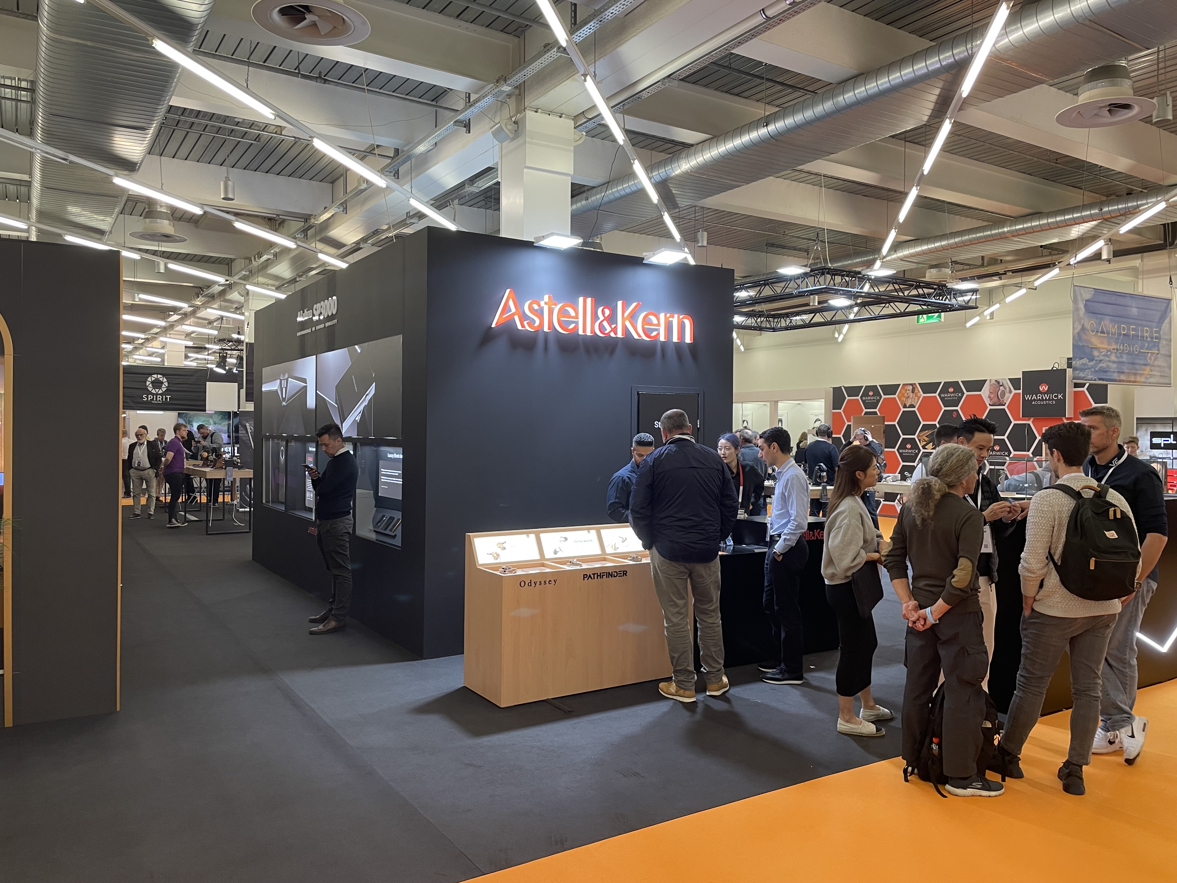 astell kern booth crowd