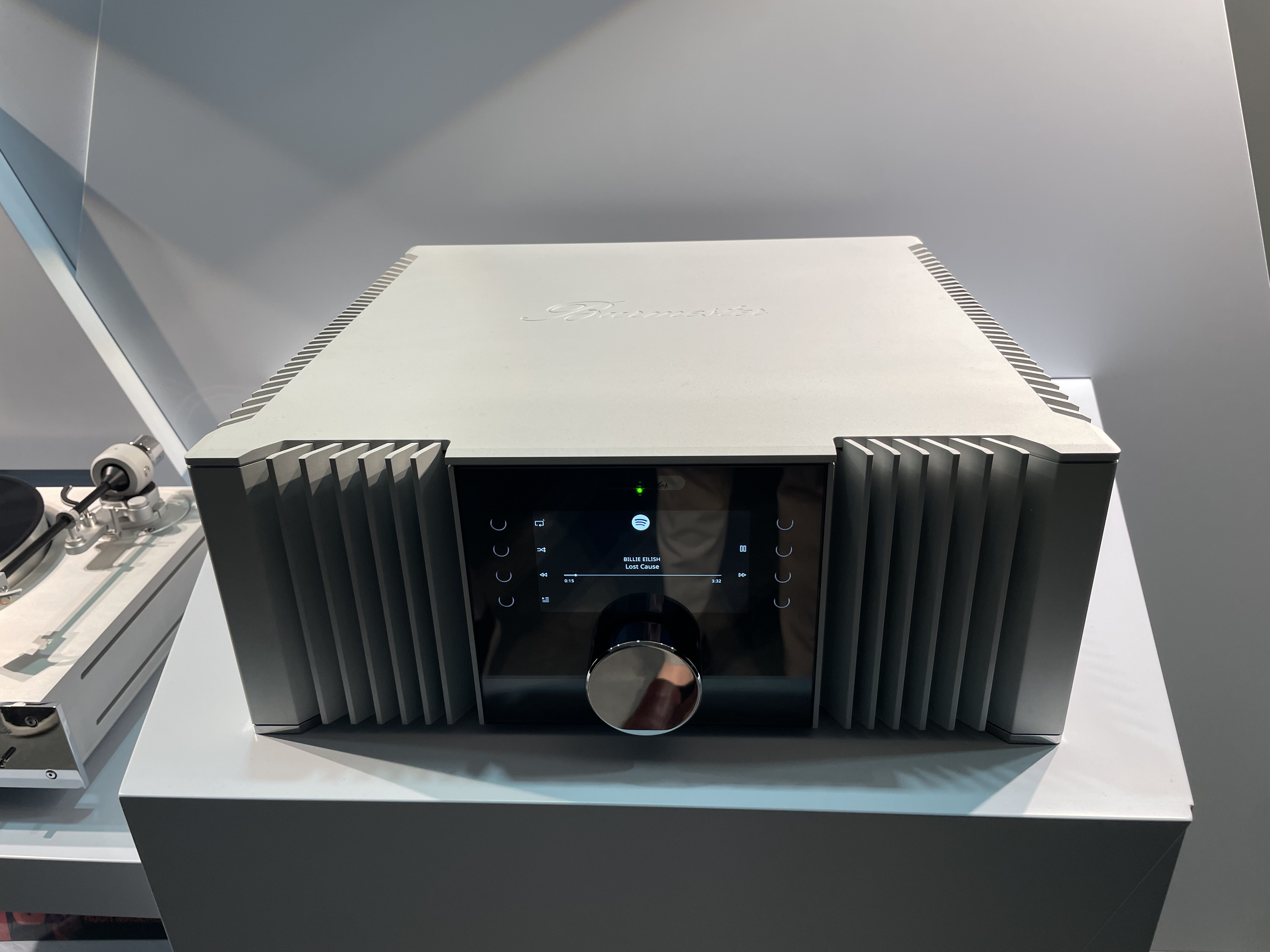burmester audio amplifier
