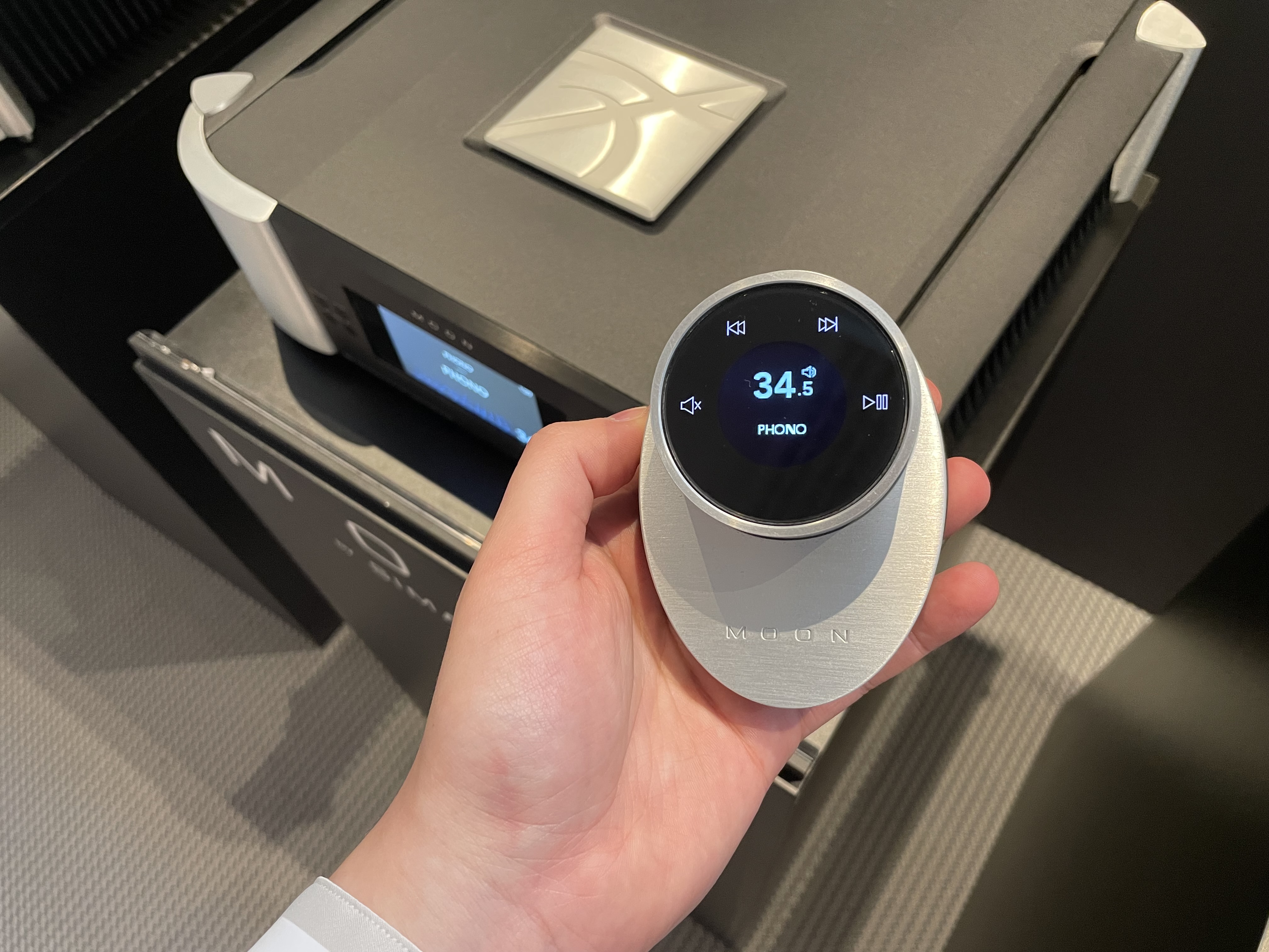 high end audio controller