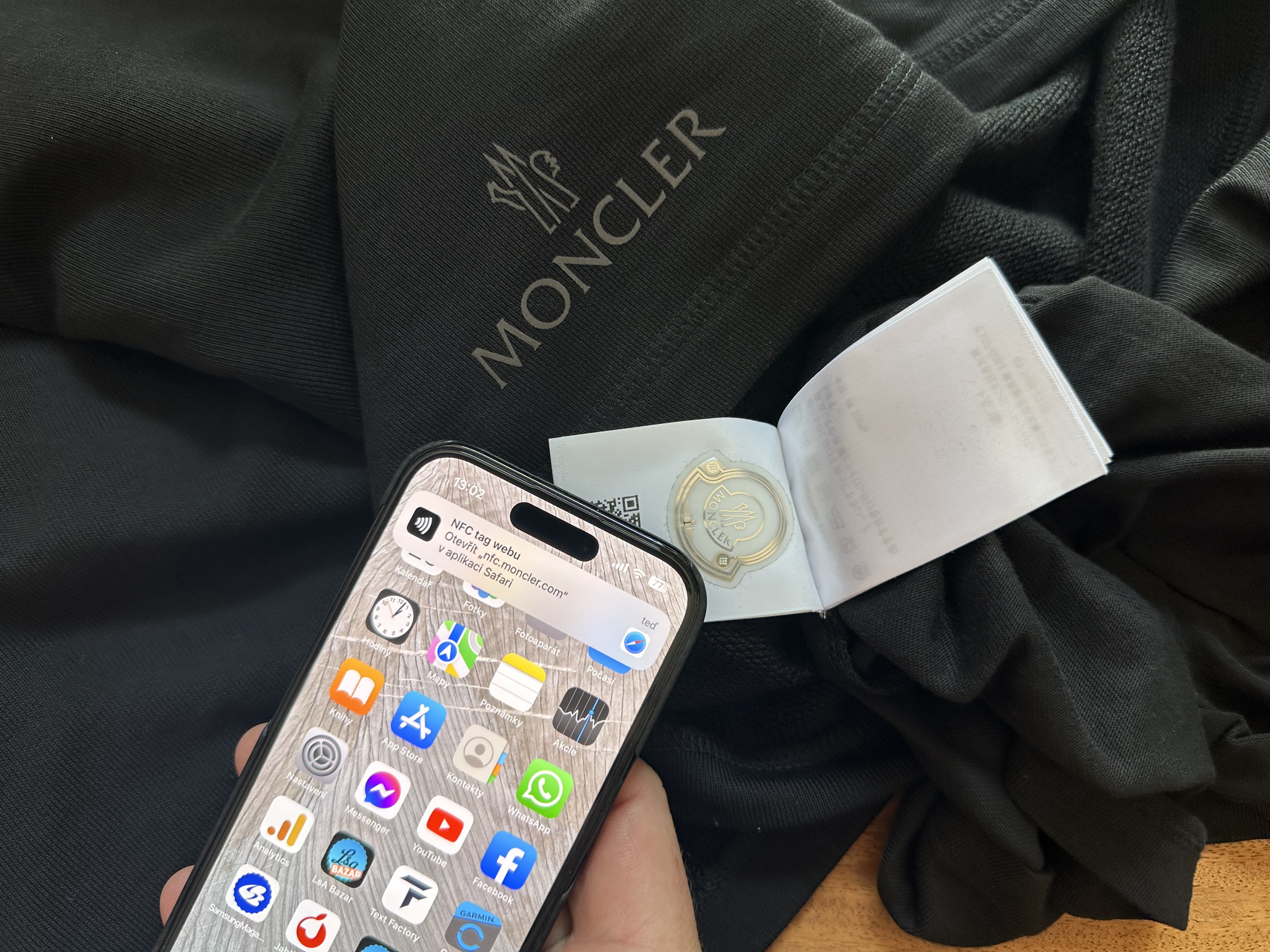 moncler clothing with iphone