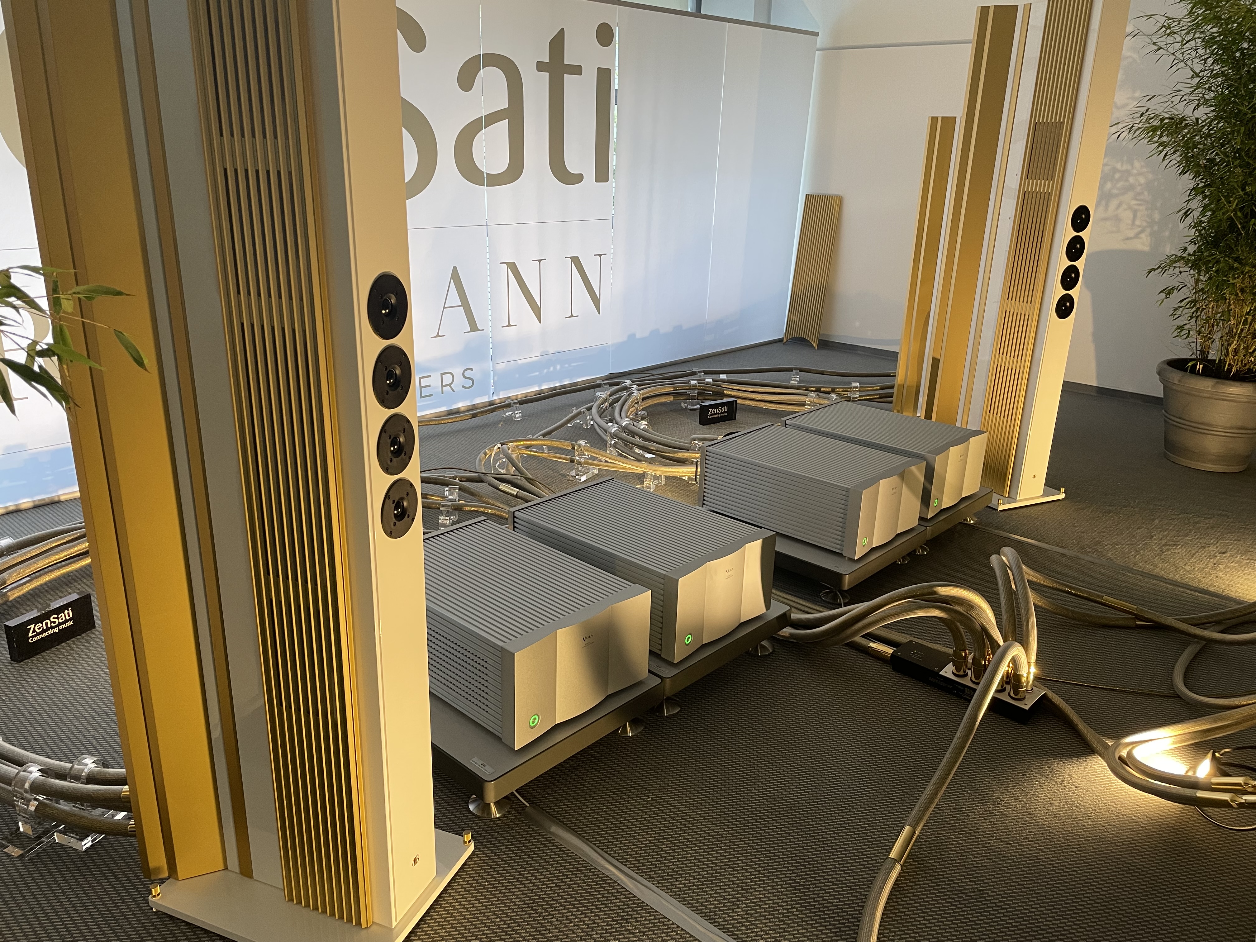 zensati brodmann audio display