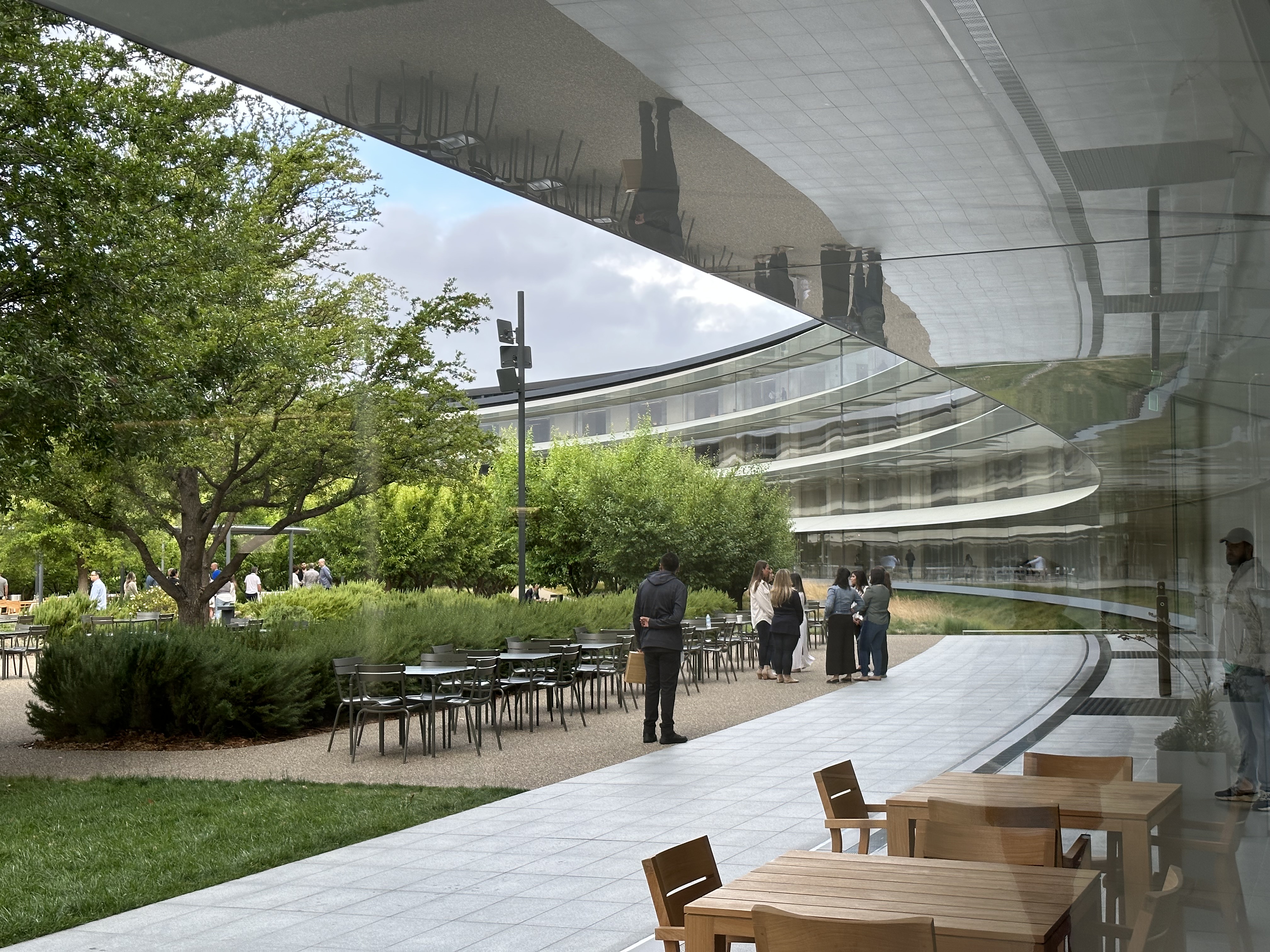 curved glass building