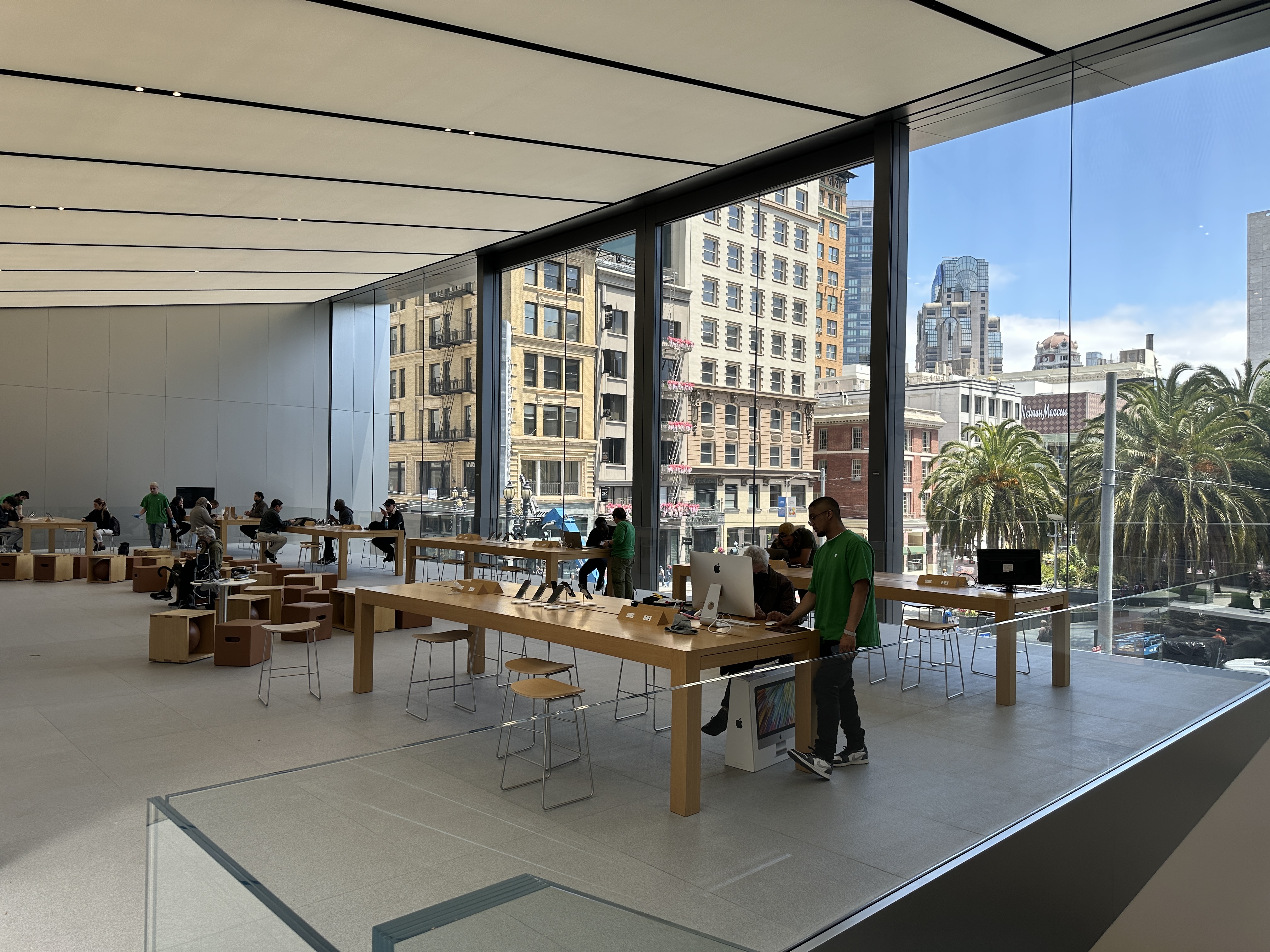 tech store interior view