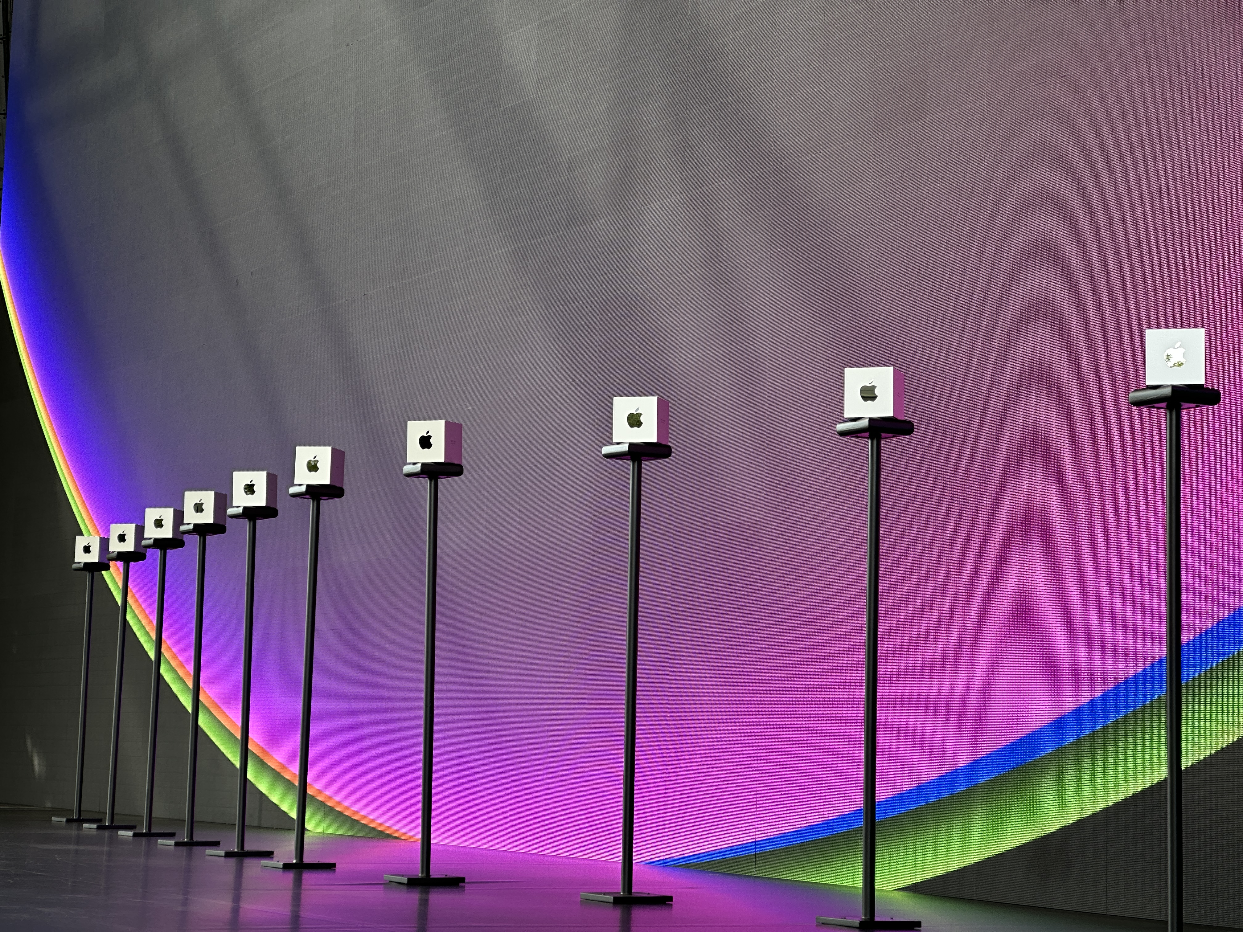 apple awards display