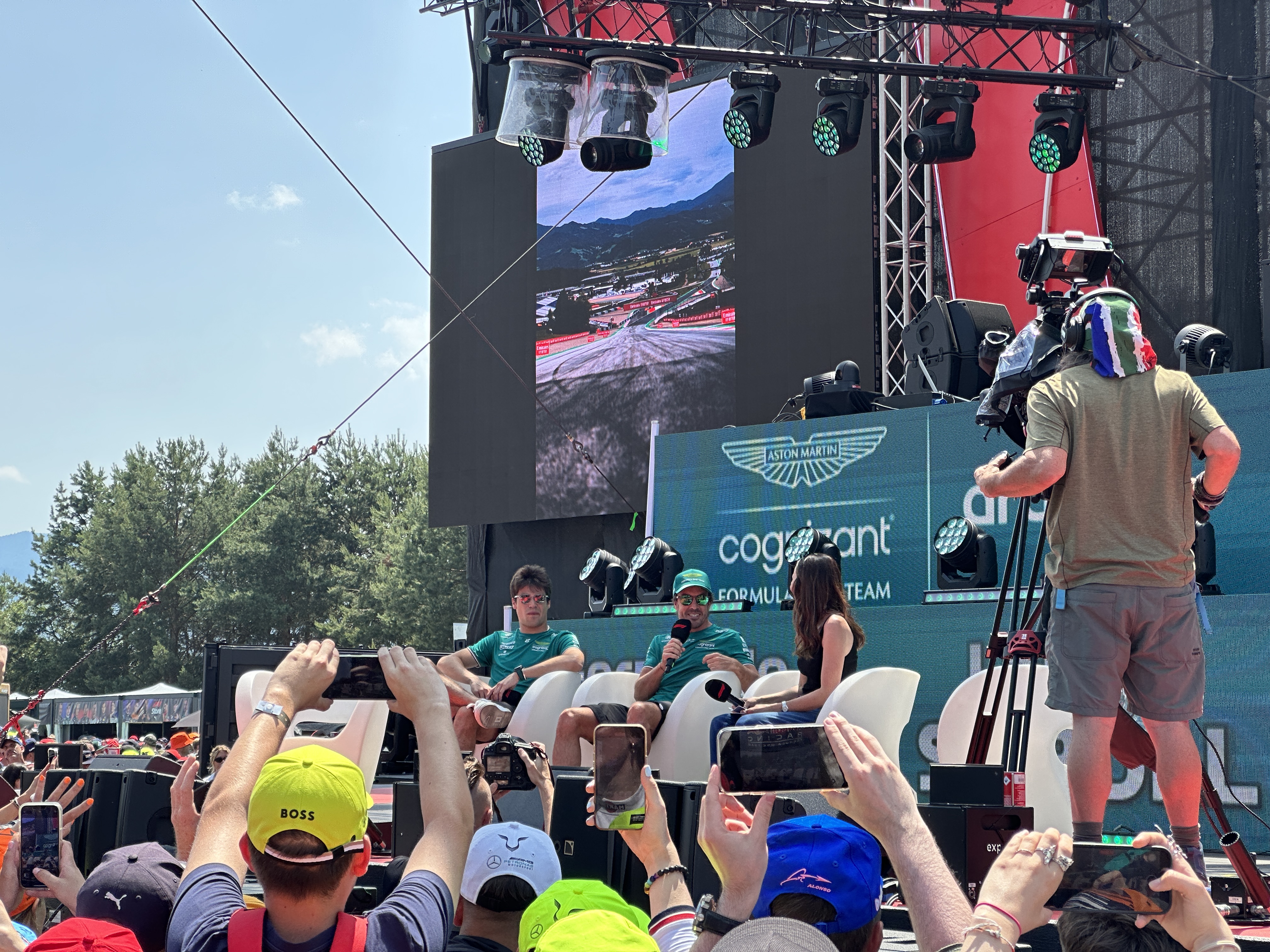 aston martin f1 team panel