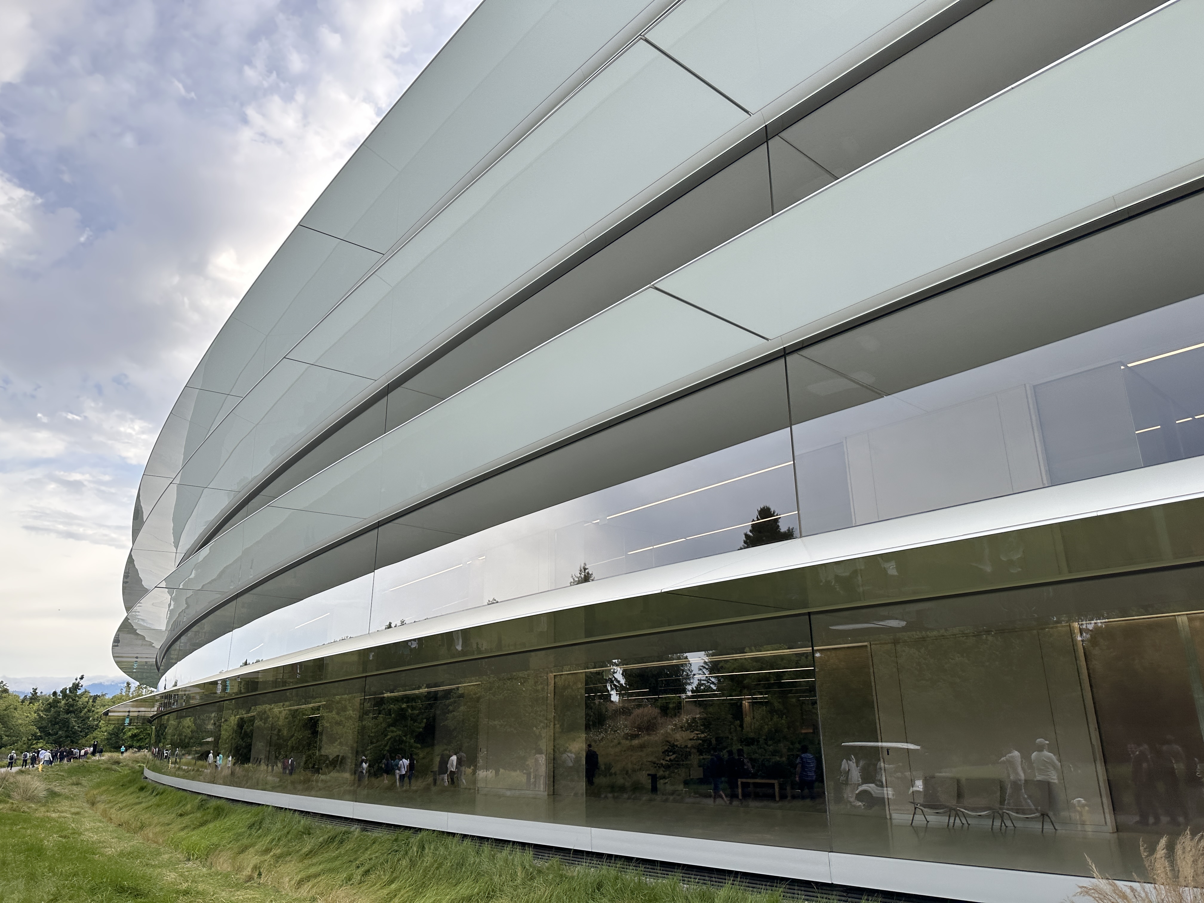 curved glass building