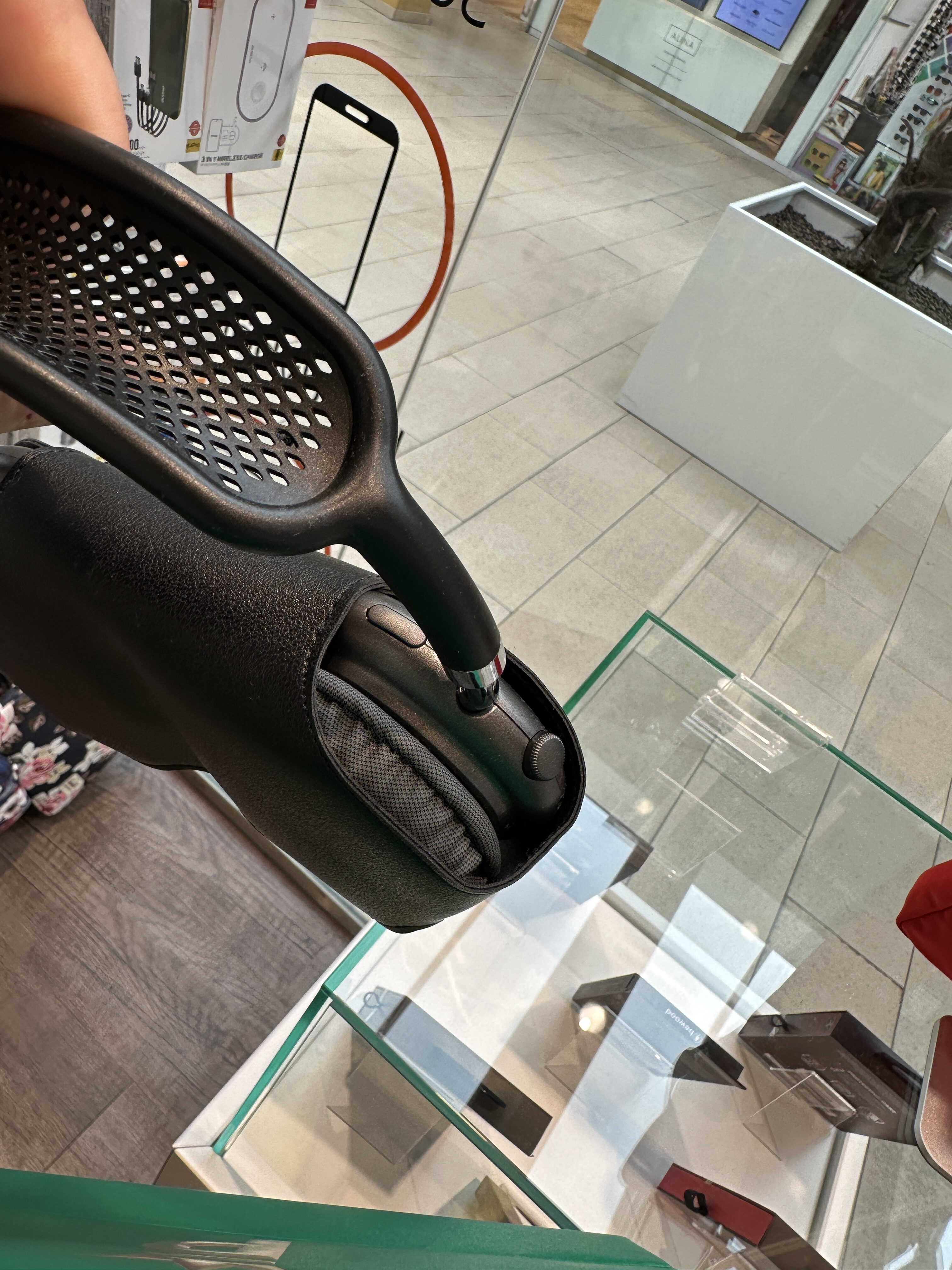 fake airpods max sluchatka