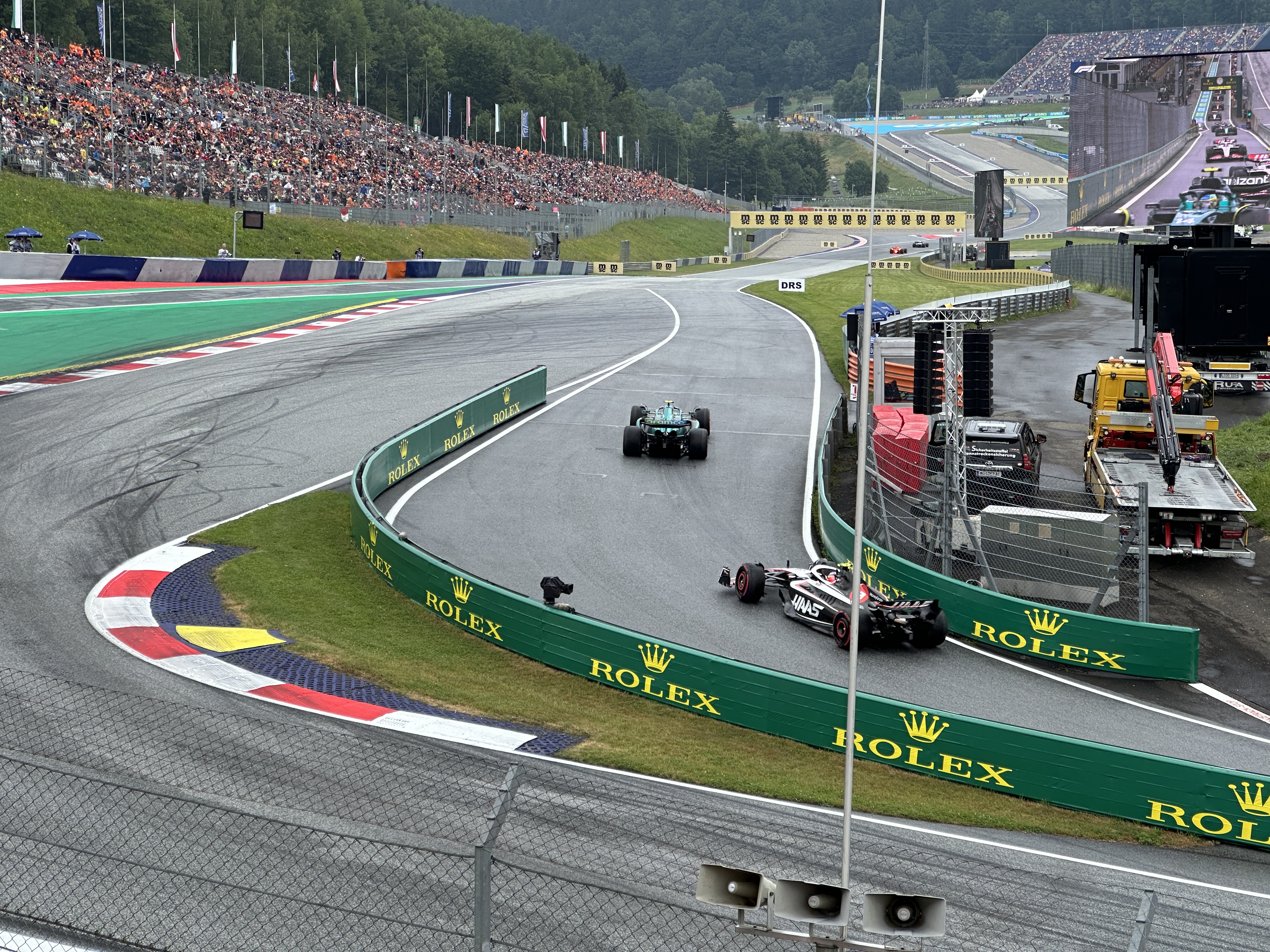 formula one race action