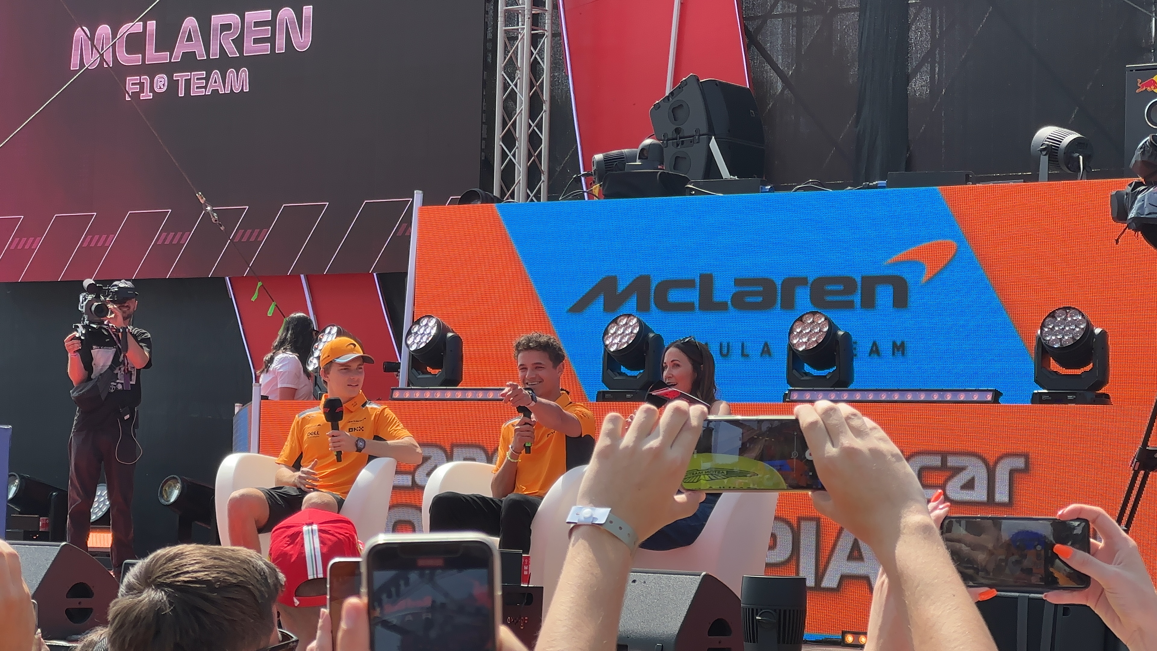 mclaren f1 team discussion