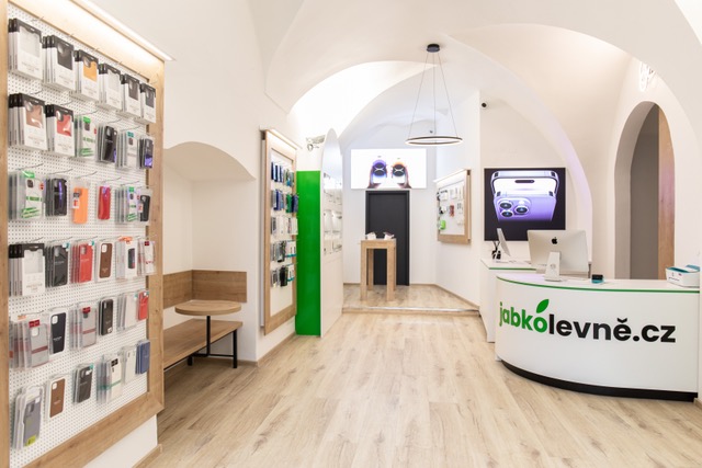 prodejna zevnitr 1