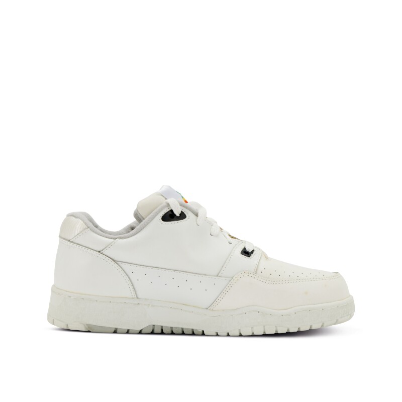 retro apple sneaker opposite side