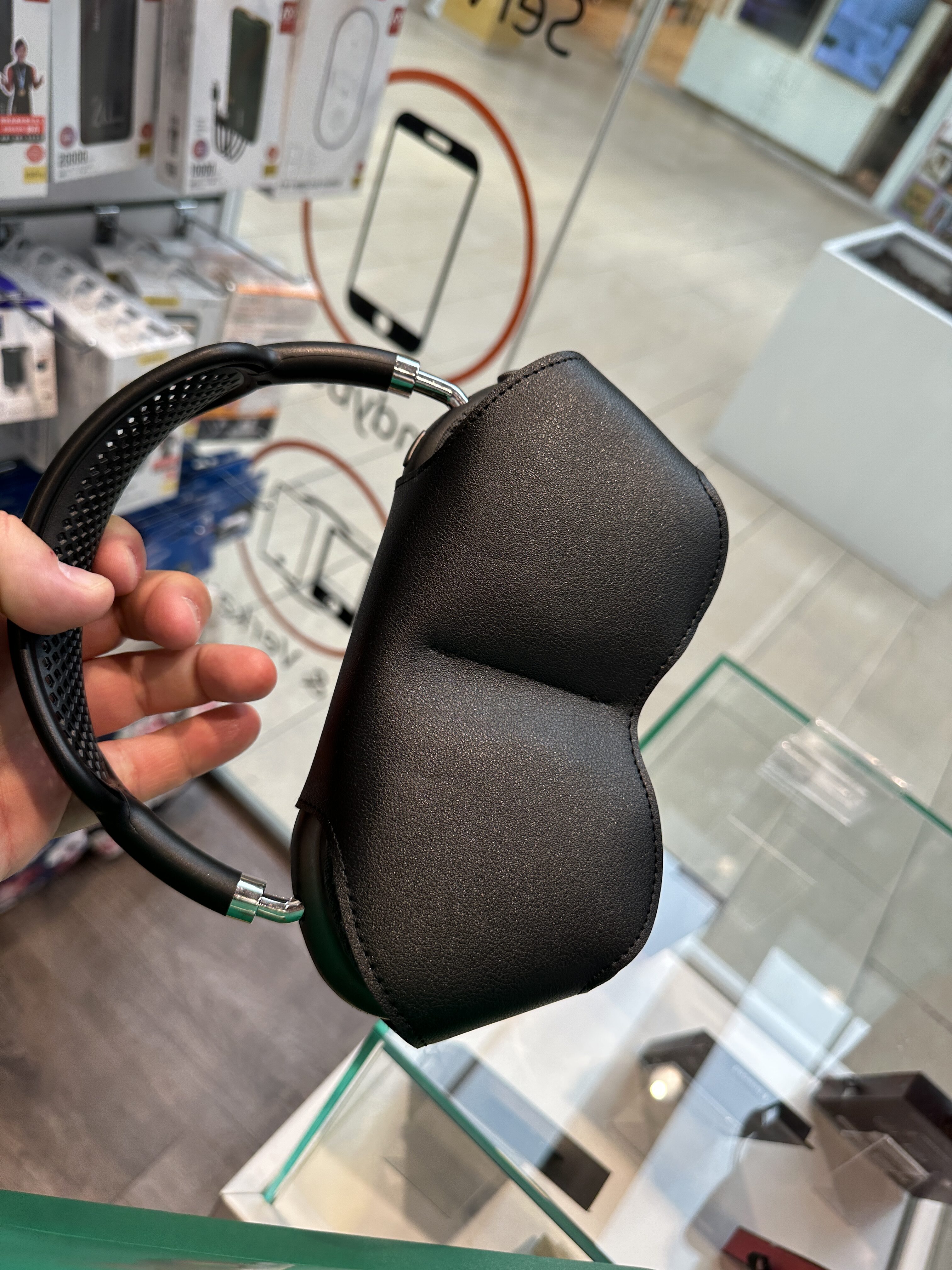 sluchatka airpods max falesne