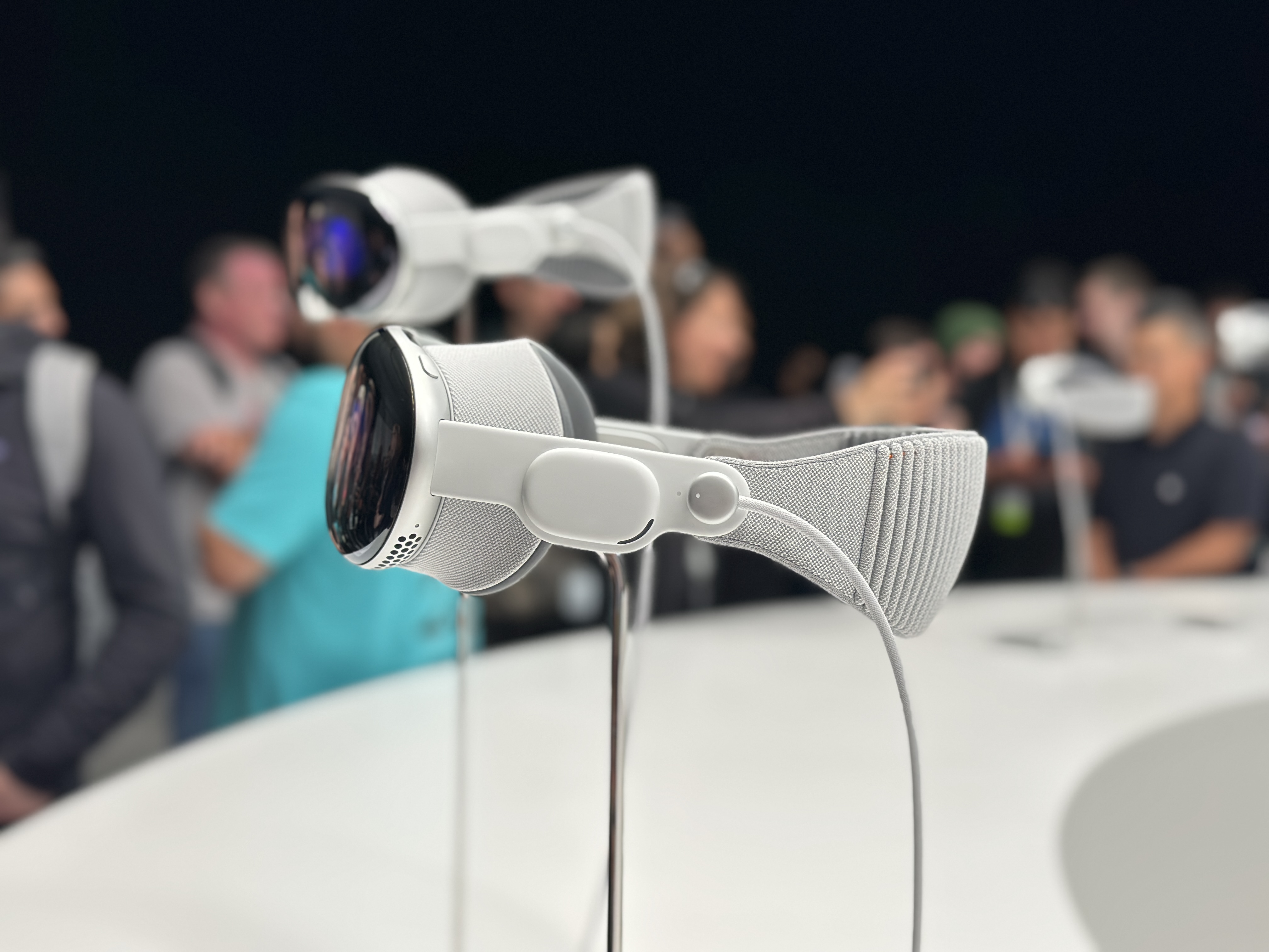 vr headset side view