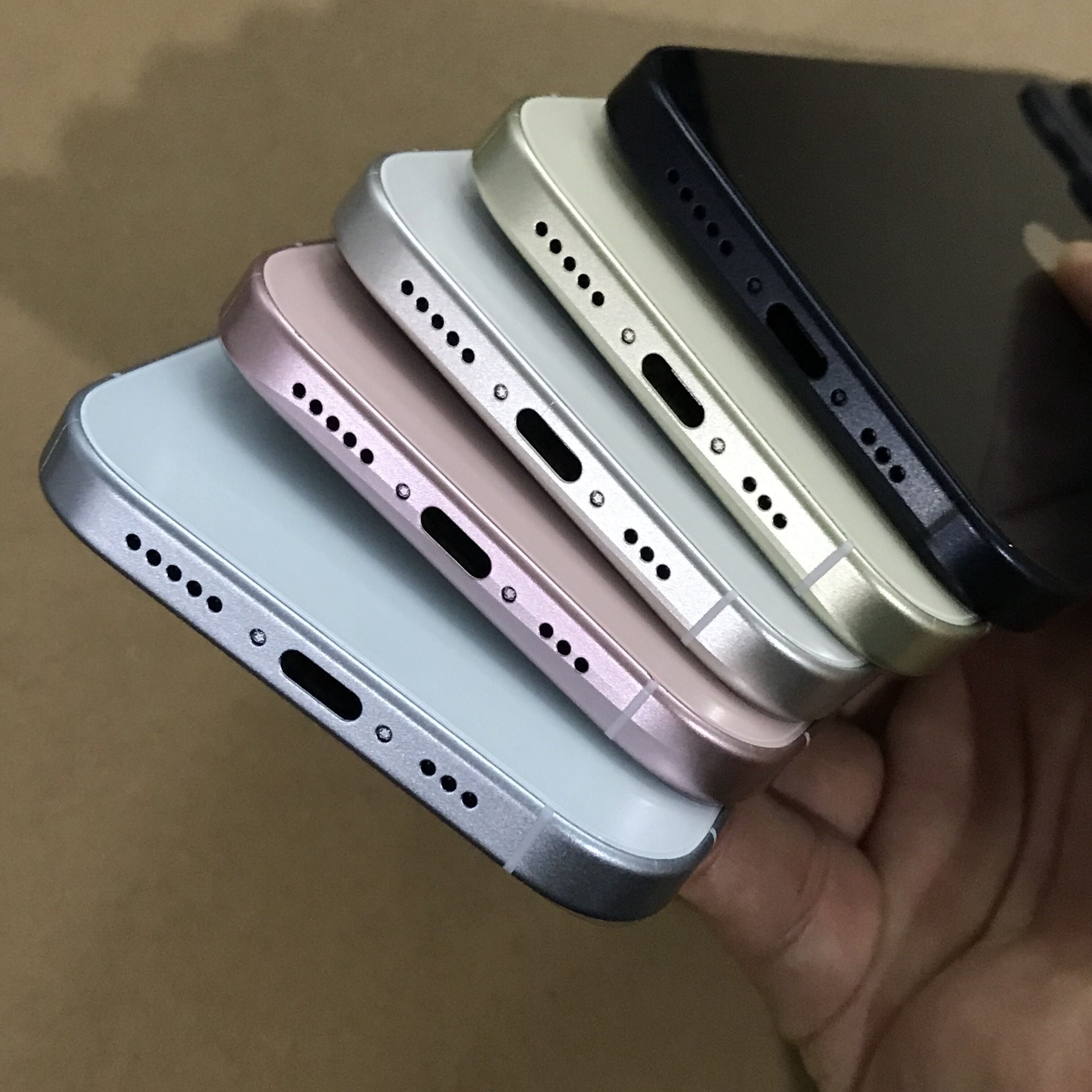 iphone 15 barvy iphone 15 barvy