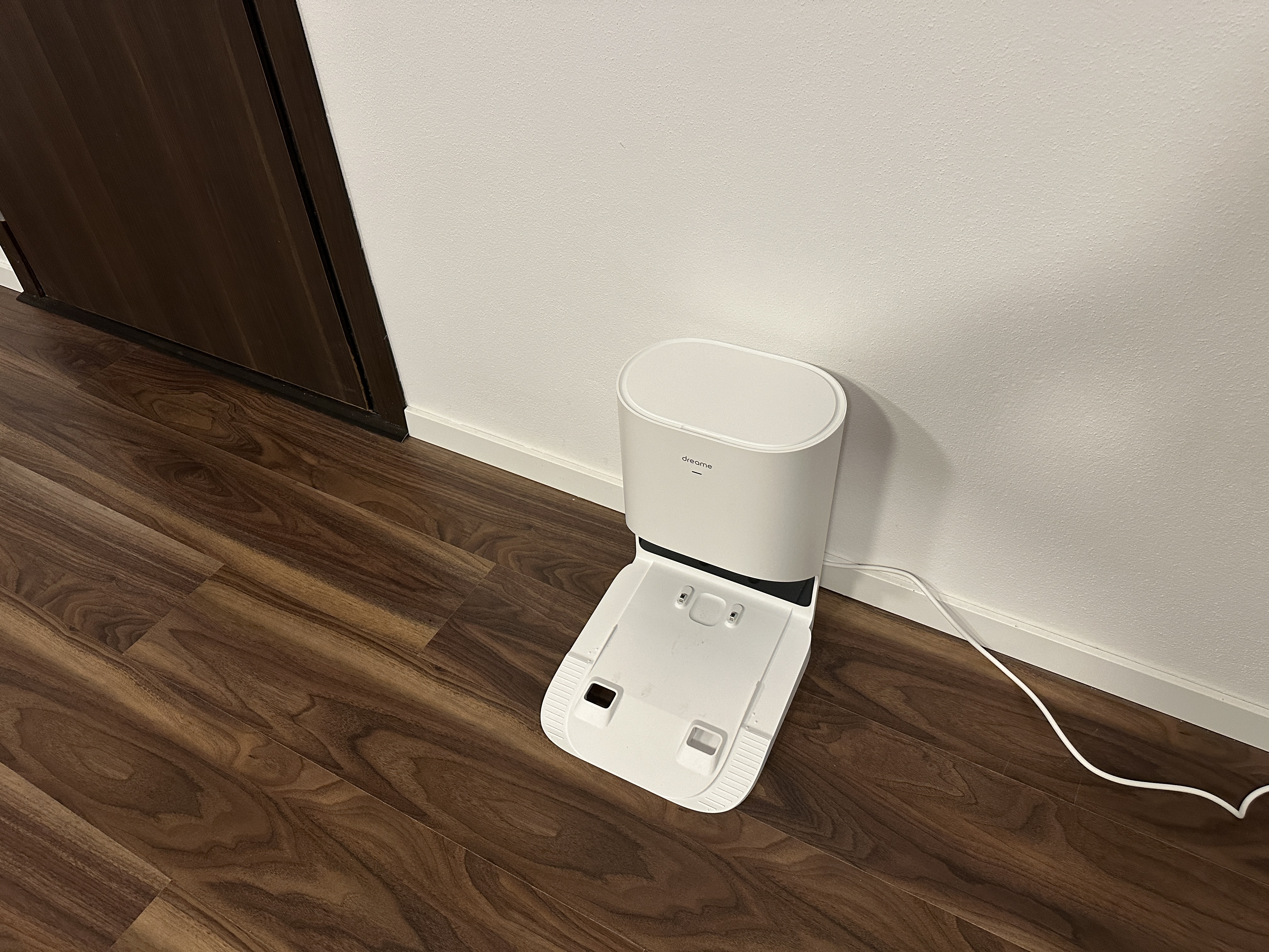 robot vacuum dock floor