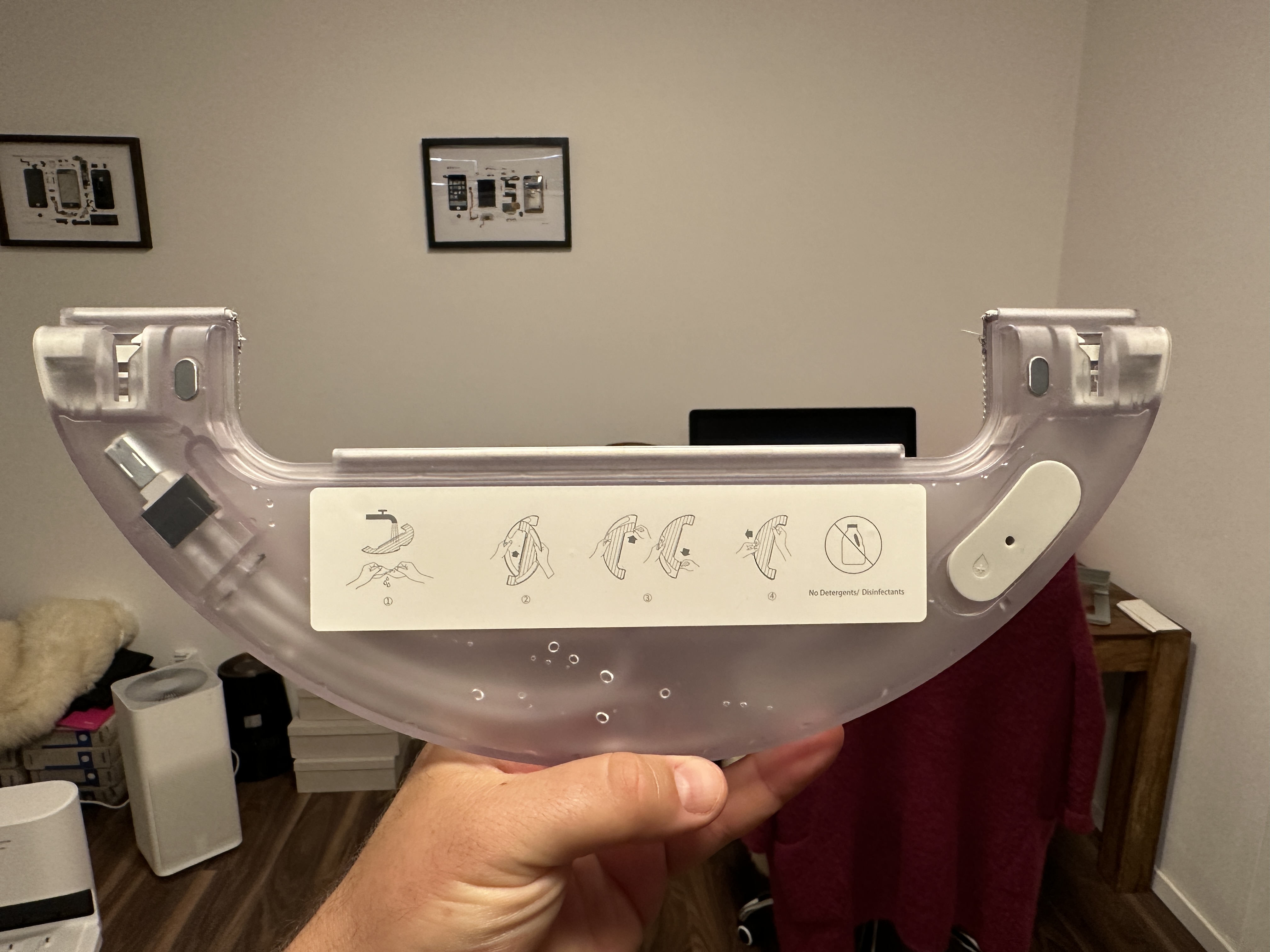 robot vacuum water tank