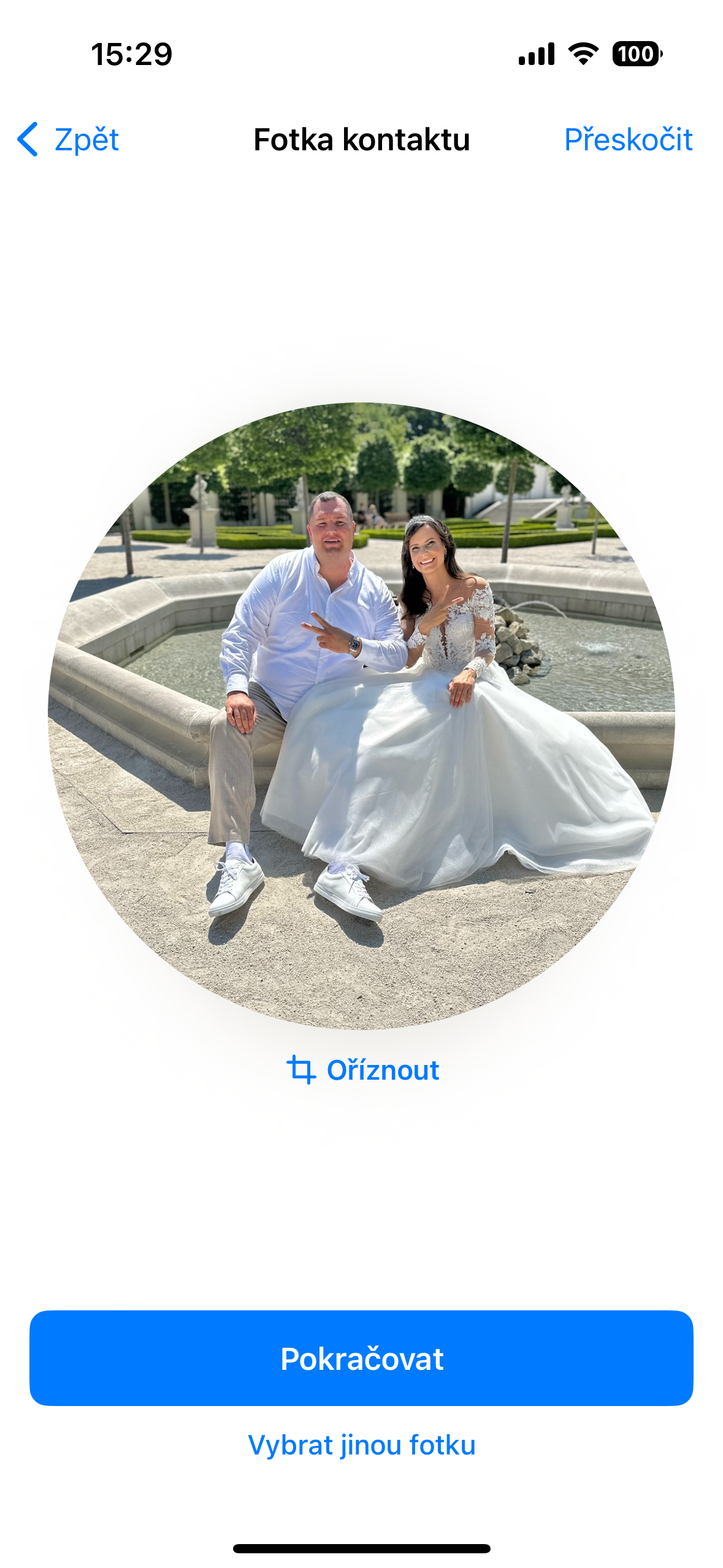 wedding couple photo selection