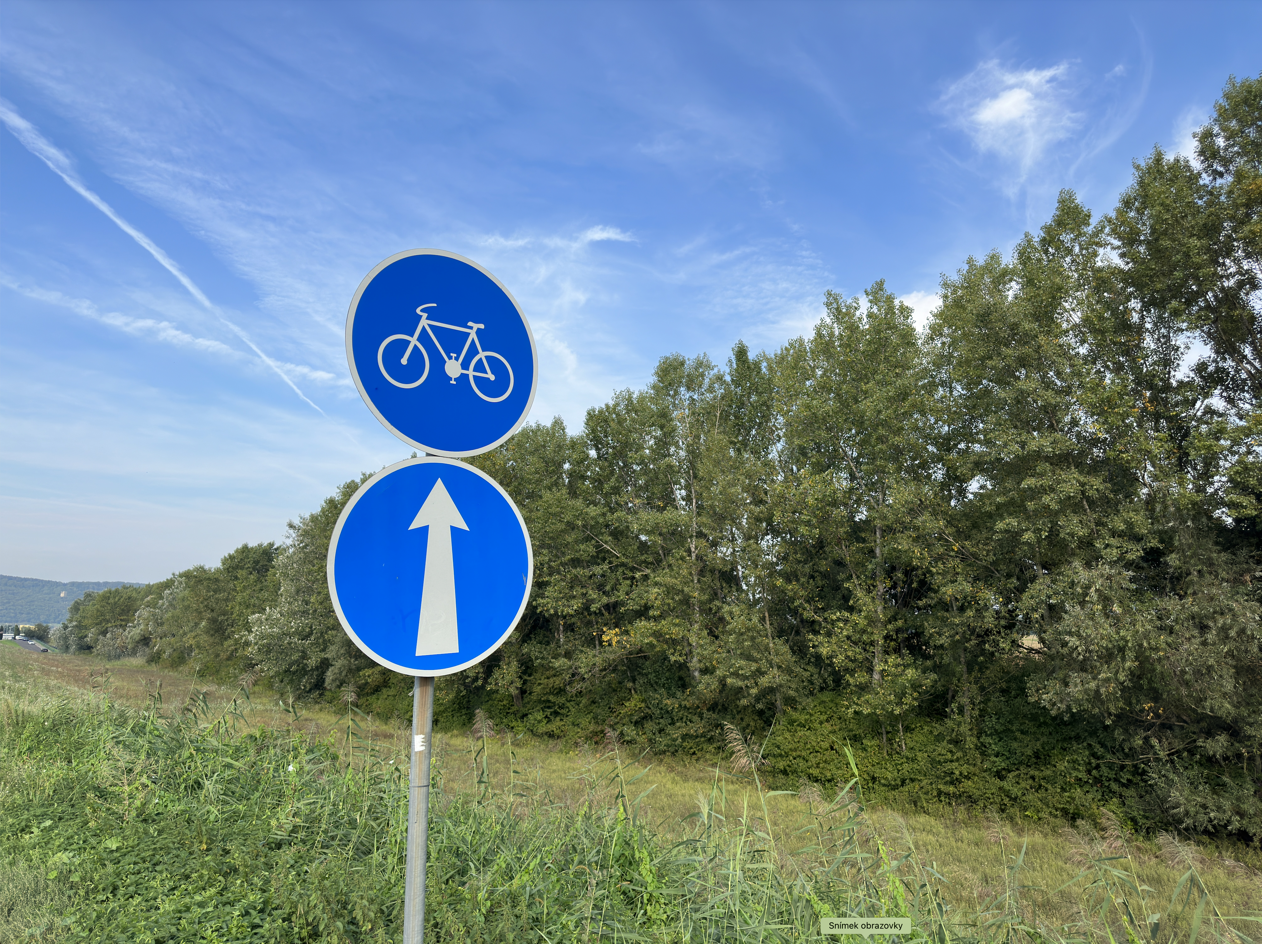 bicycle path sign