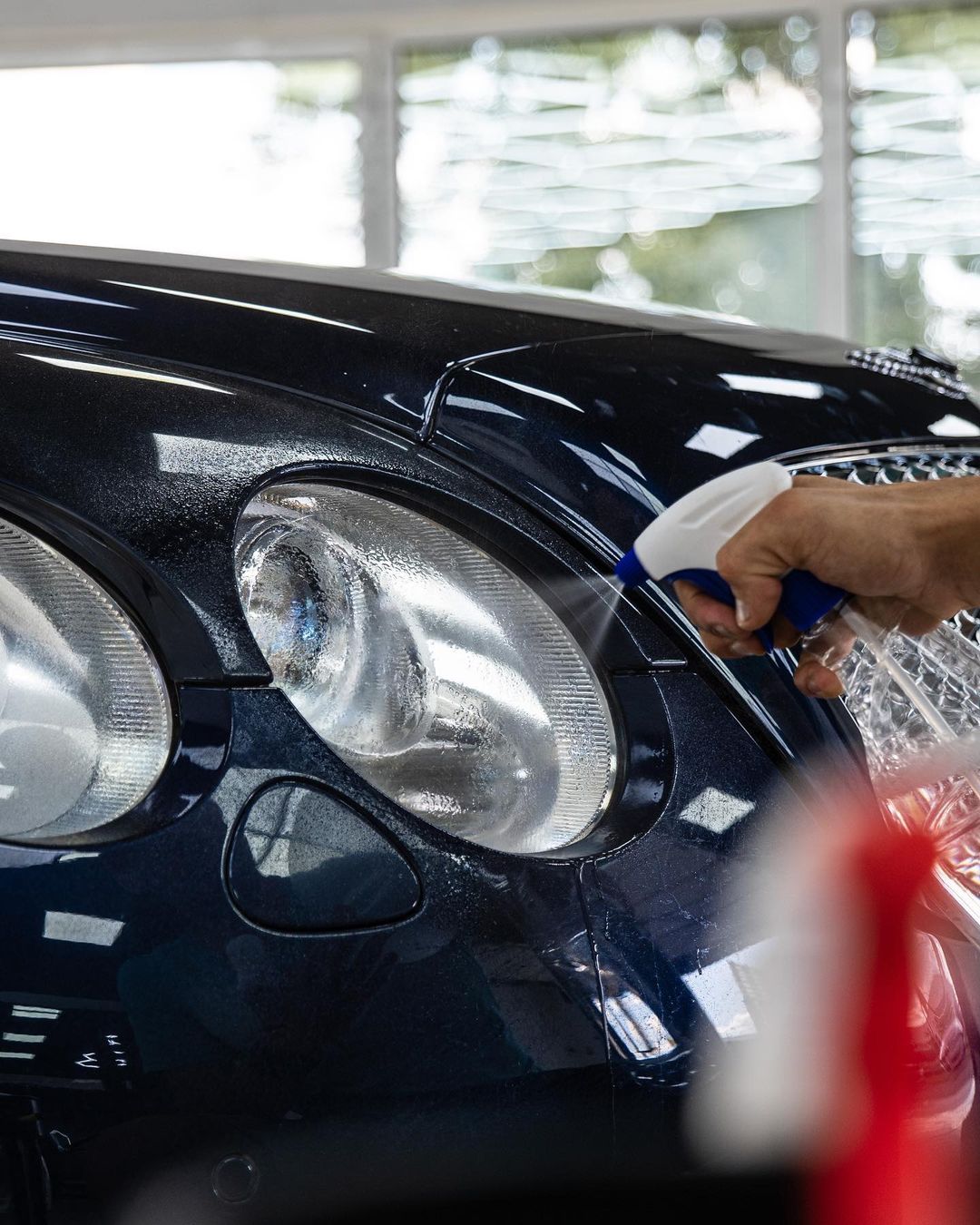 car headlight cleaning