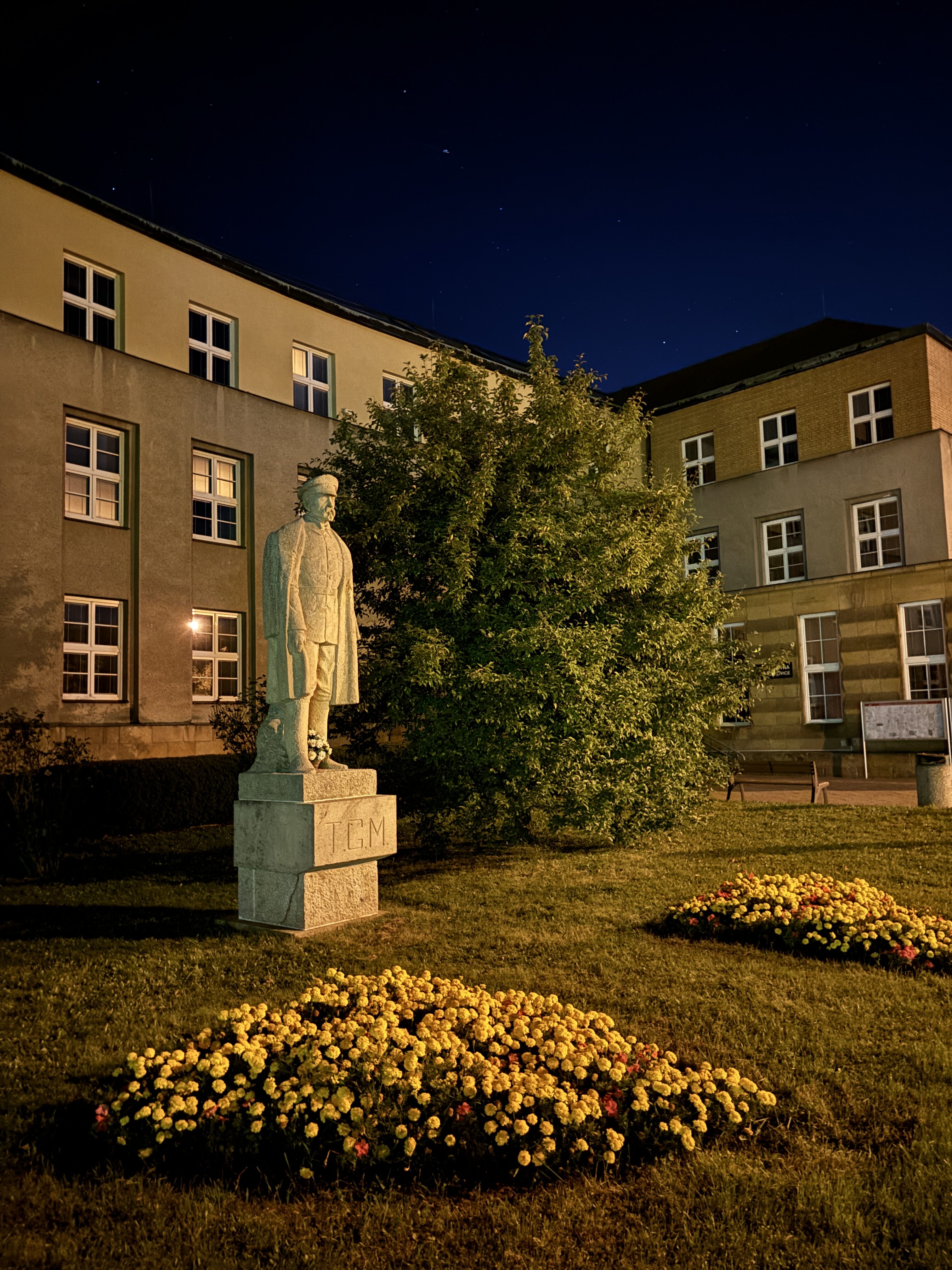 fotky iphone 15 noc 15