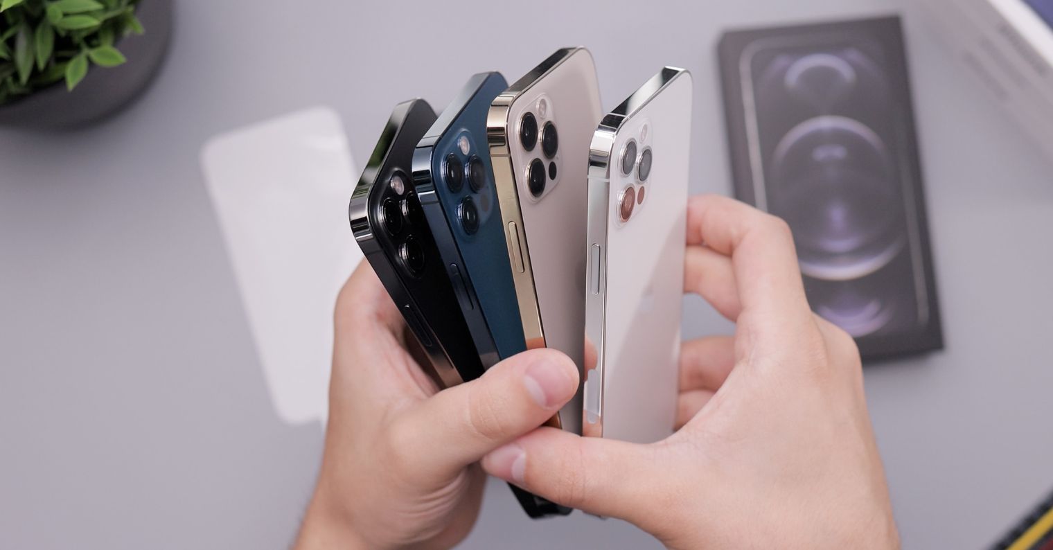 holding multiple smartphones