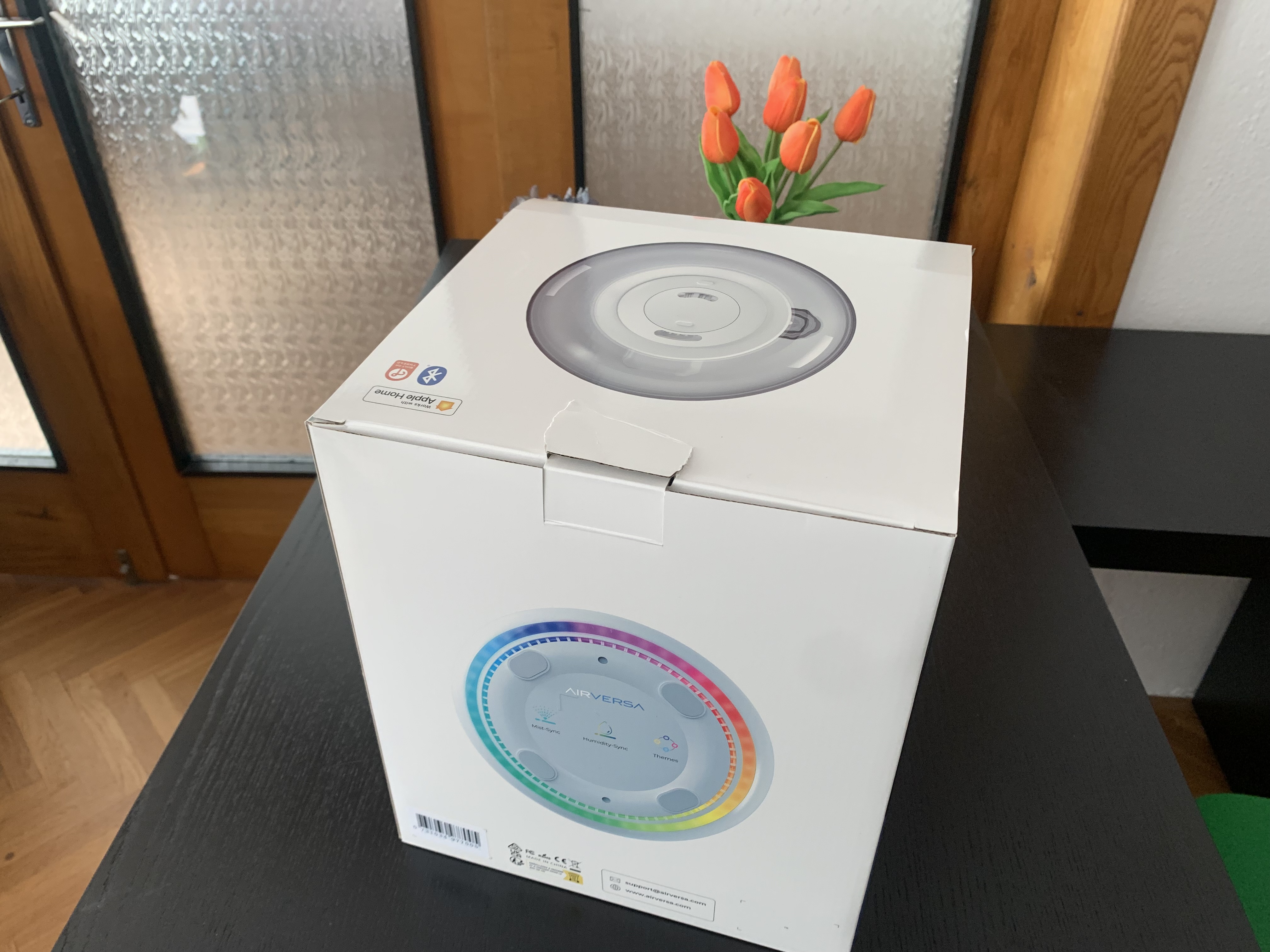 humidifier box with tulips