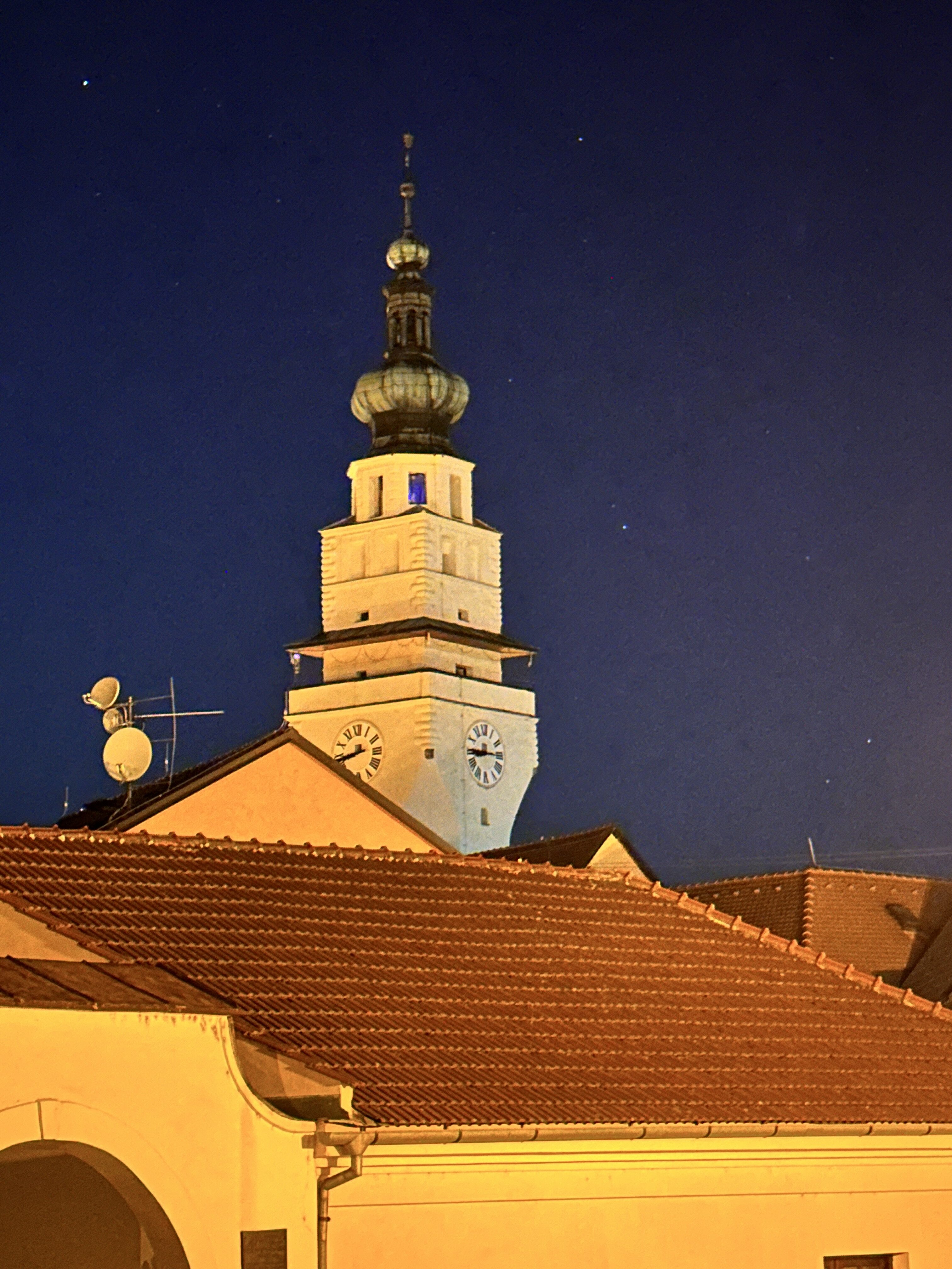 iphone 14 pro foto noc 12