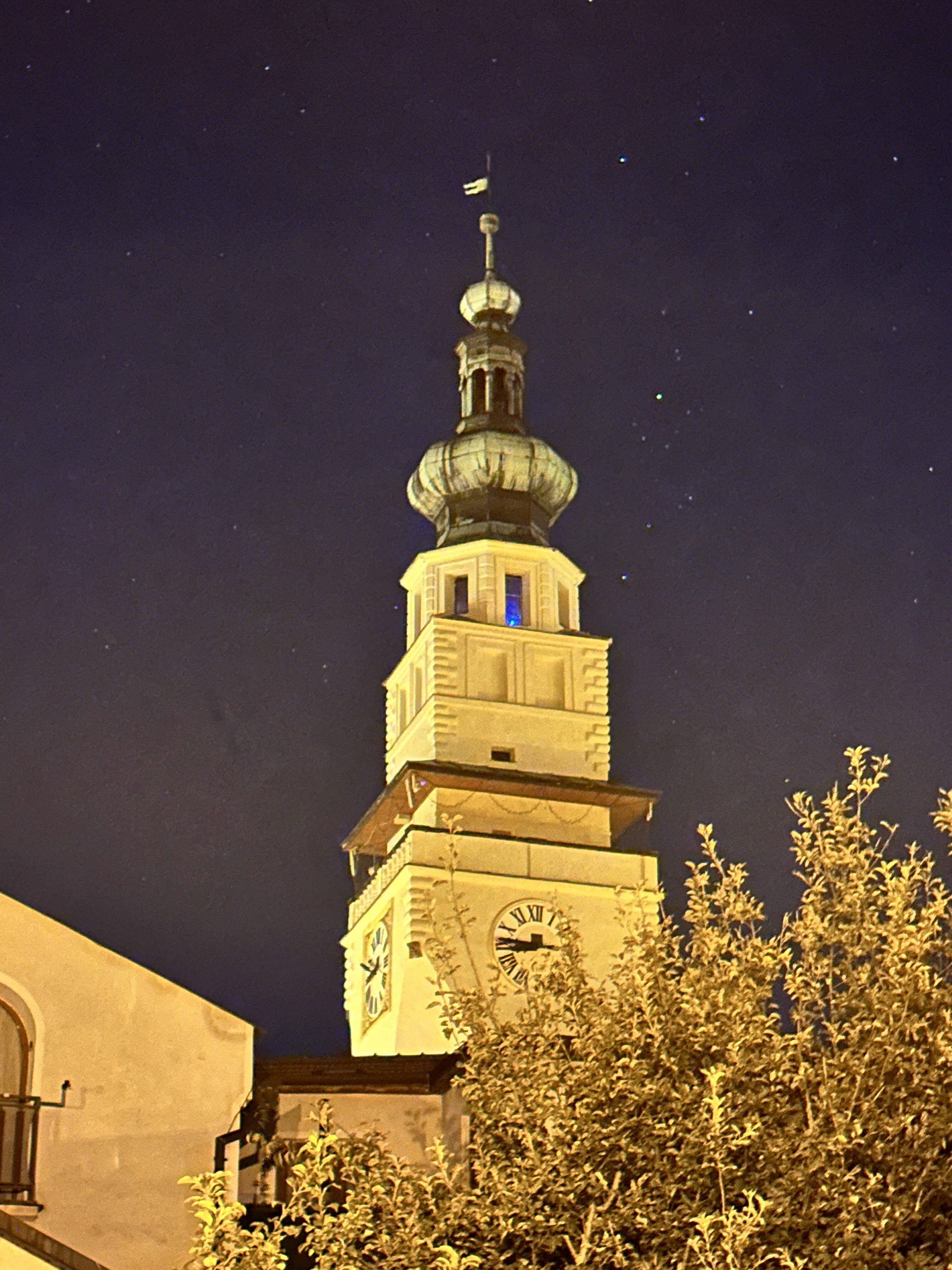 iphone 14 pro foto noc 14