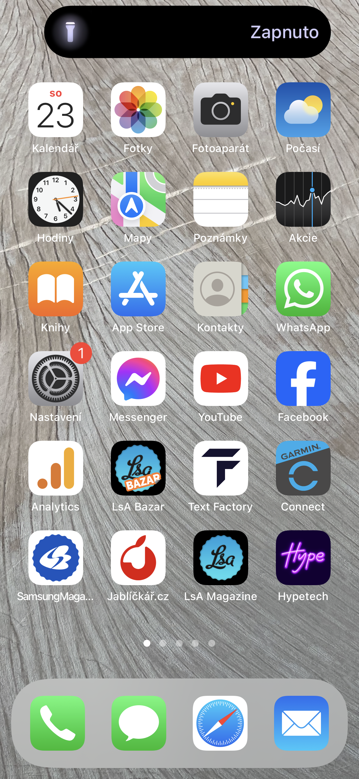 iphone home screen app icons