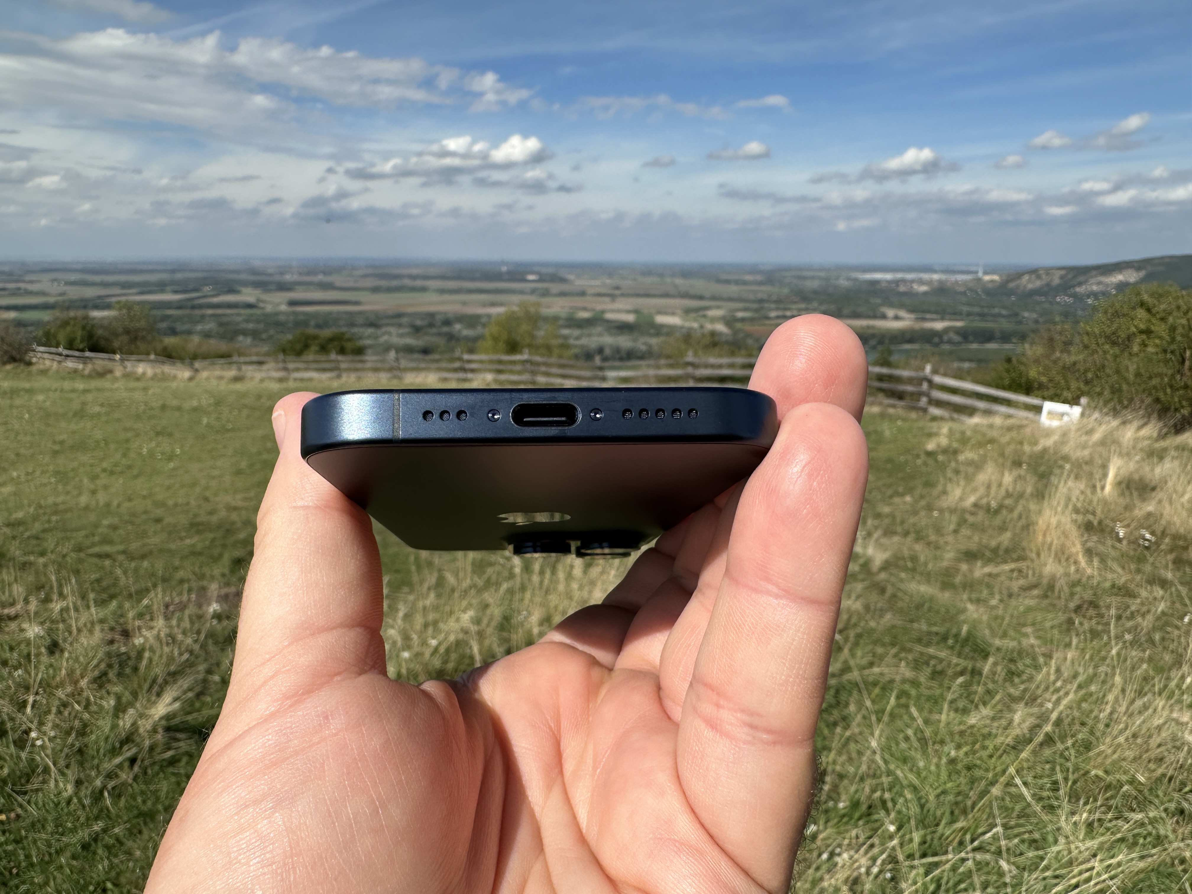 phone bottom view outdoors