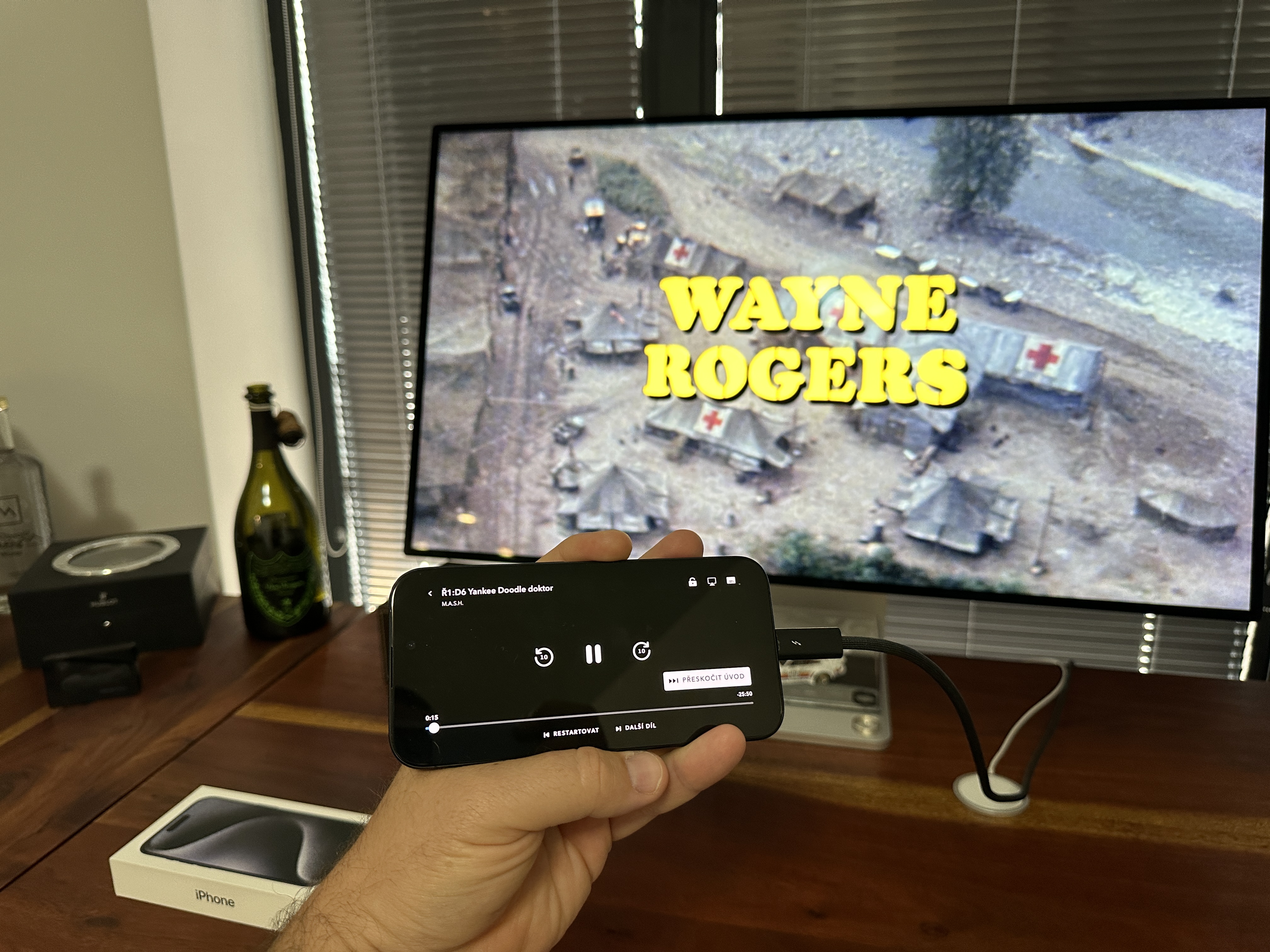 wayne rogers tv screen