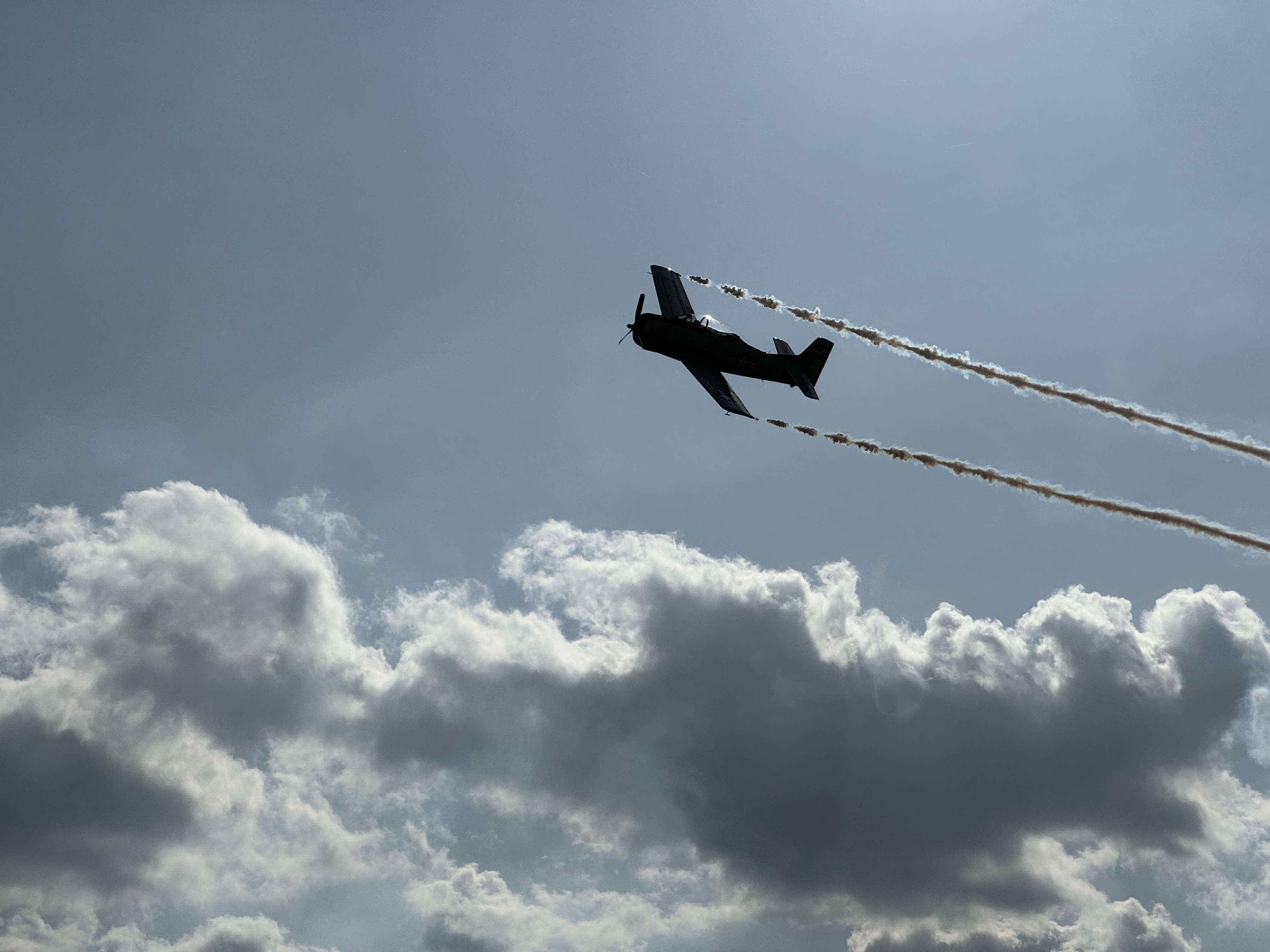 airplane clouds silhouette