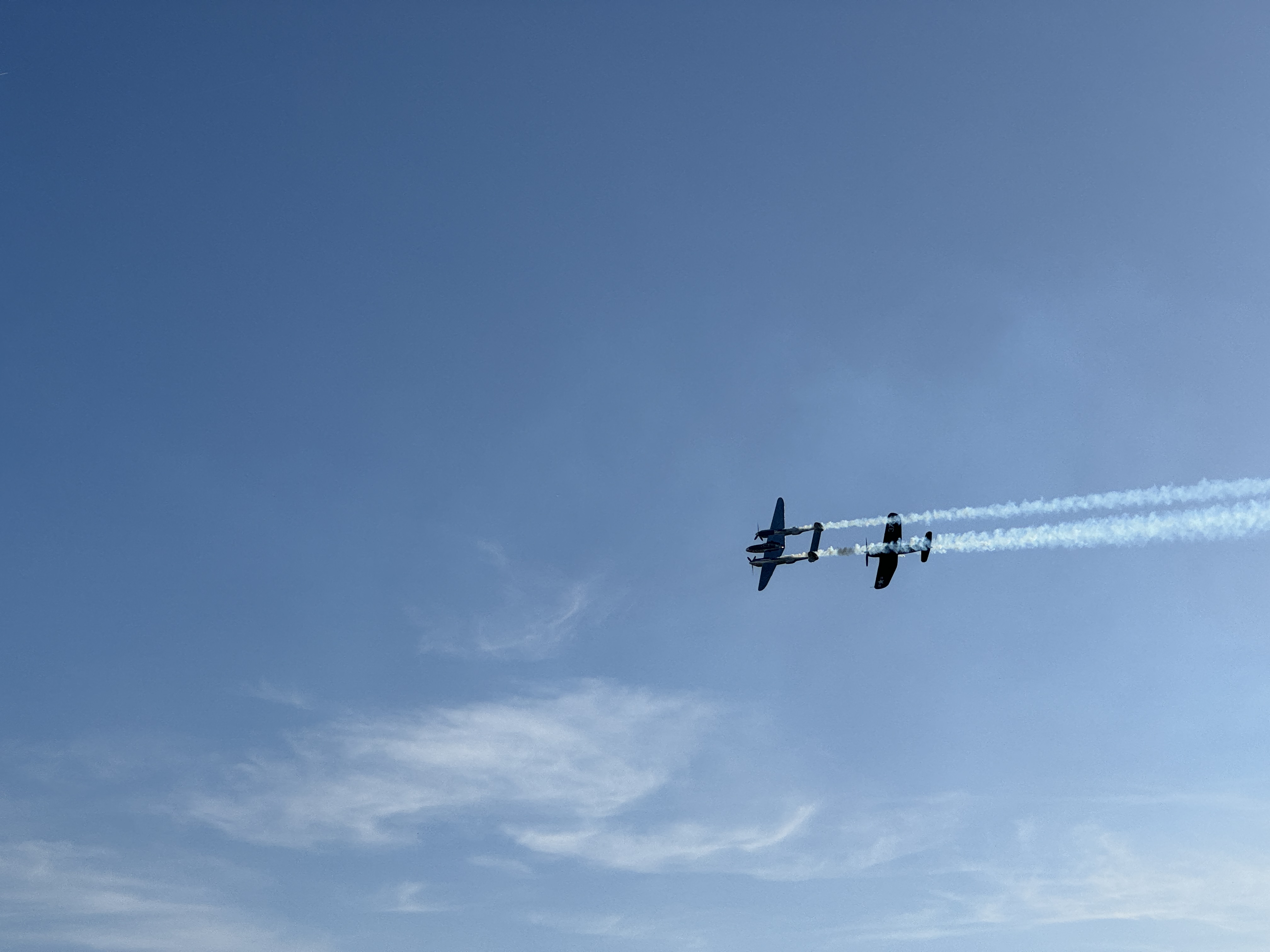 airplanes flying cloudy sky