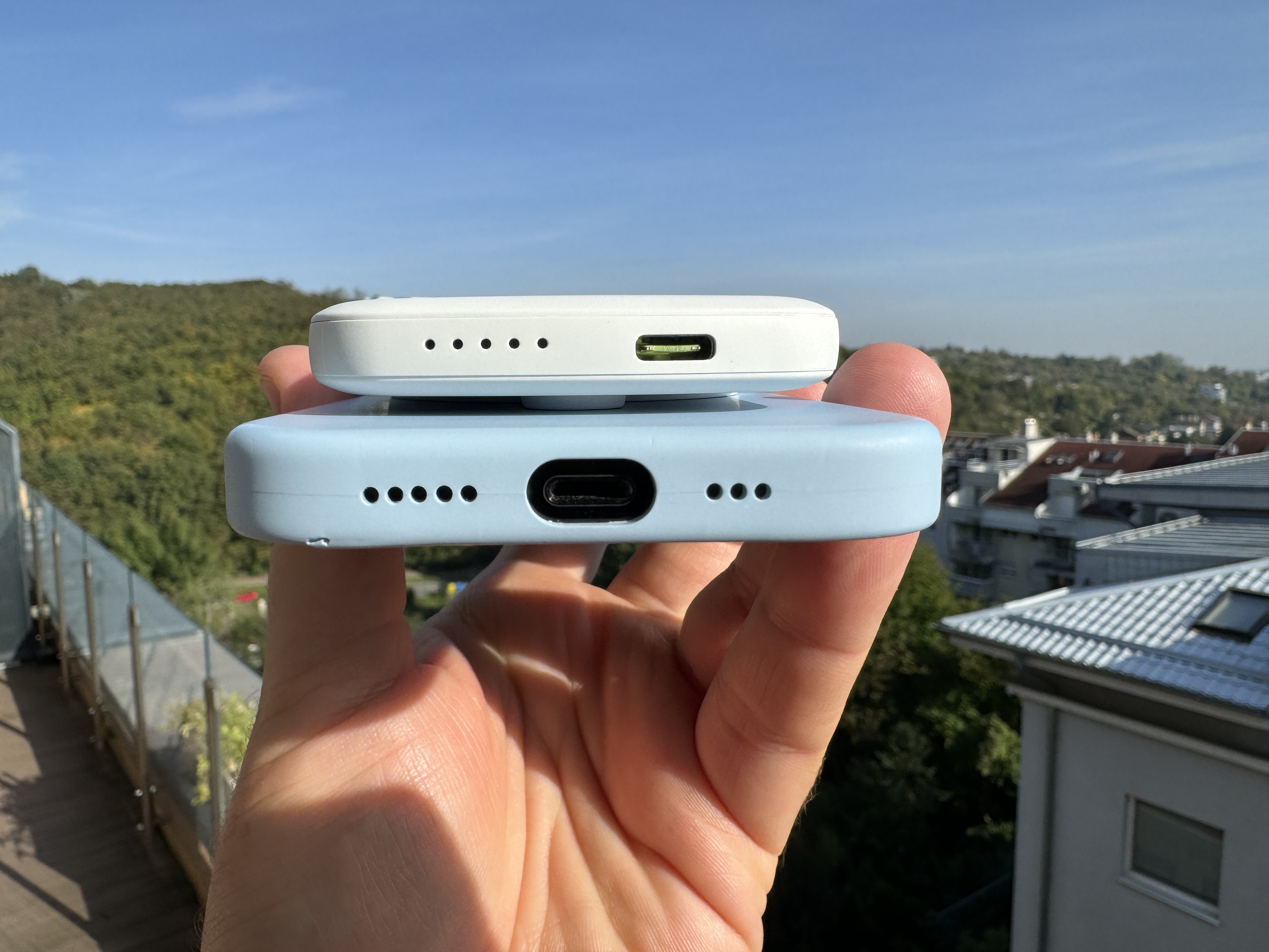 close up phone and battery pack ports