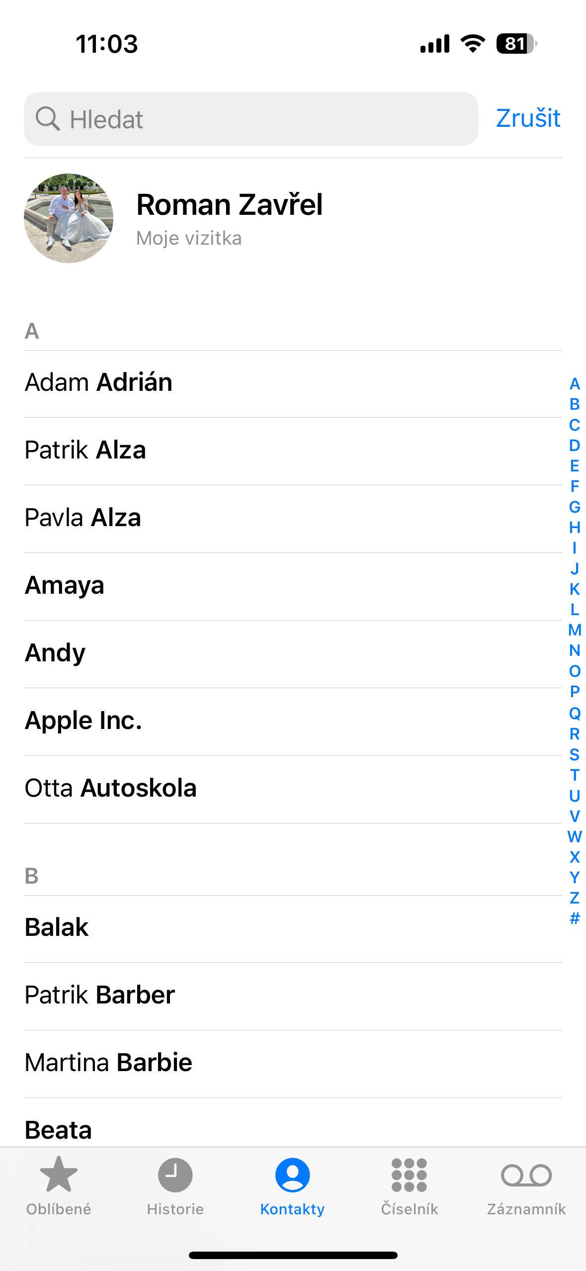 contacts list screen
