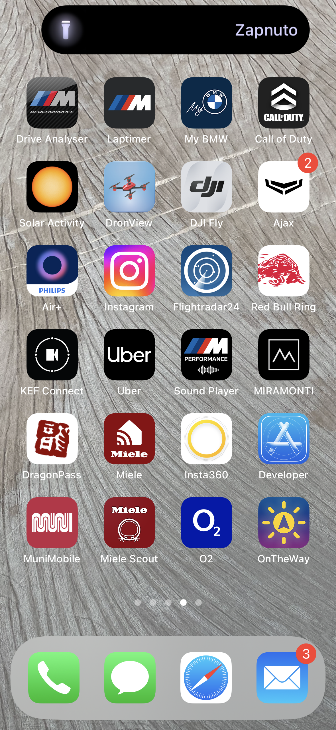 smartphone home screen apps