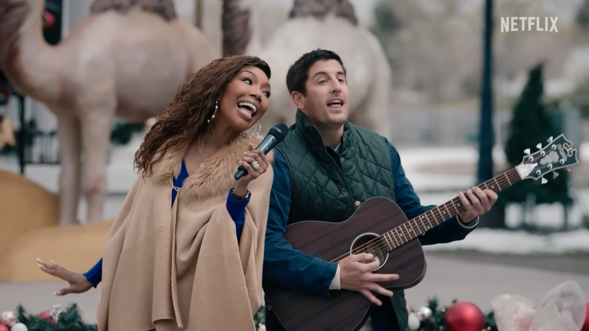 netflix christmas singing scene netflix christmas singing scene